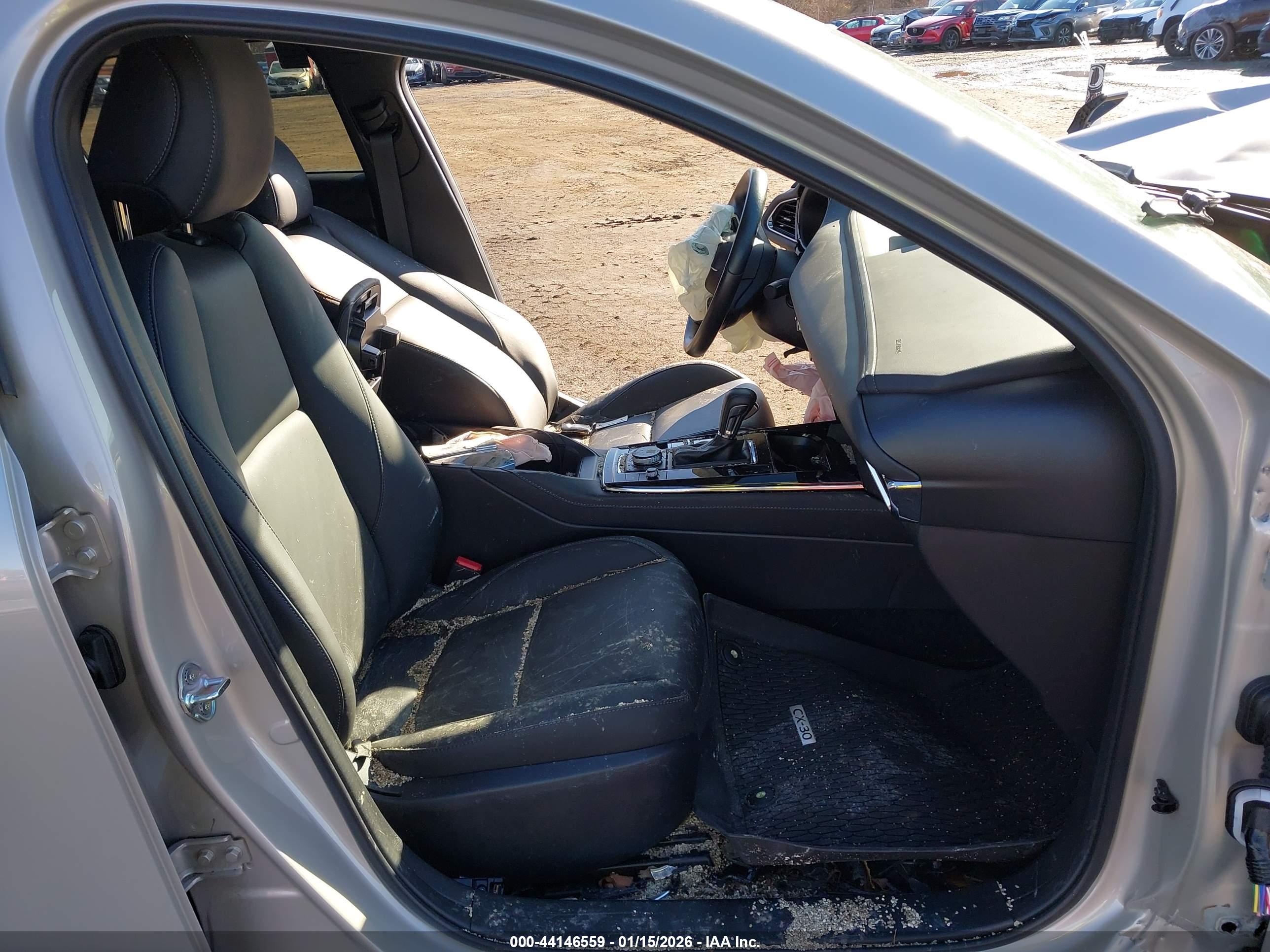MAZDA CX-30 image 5