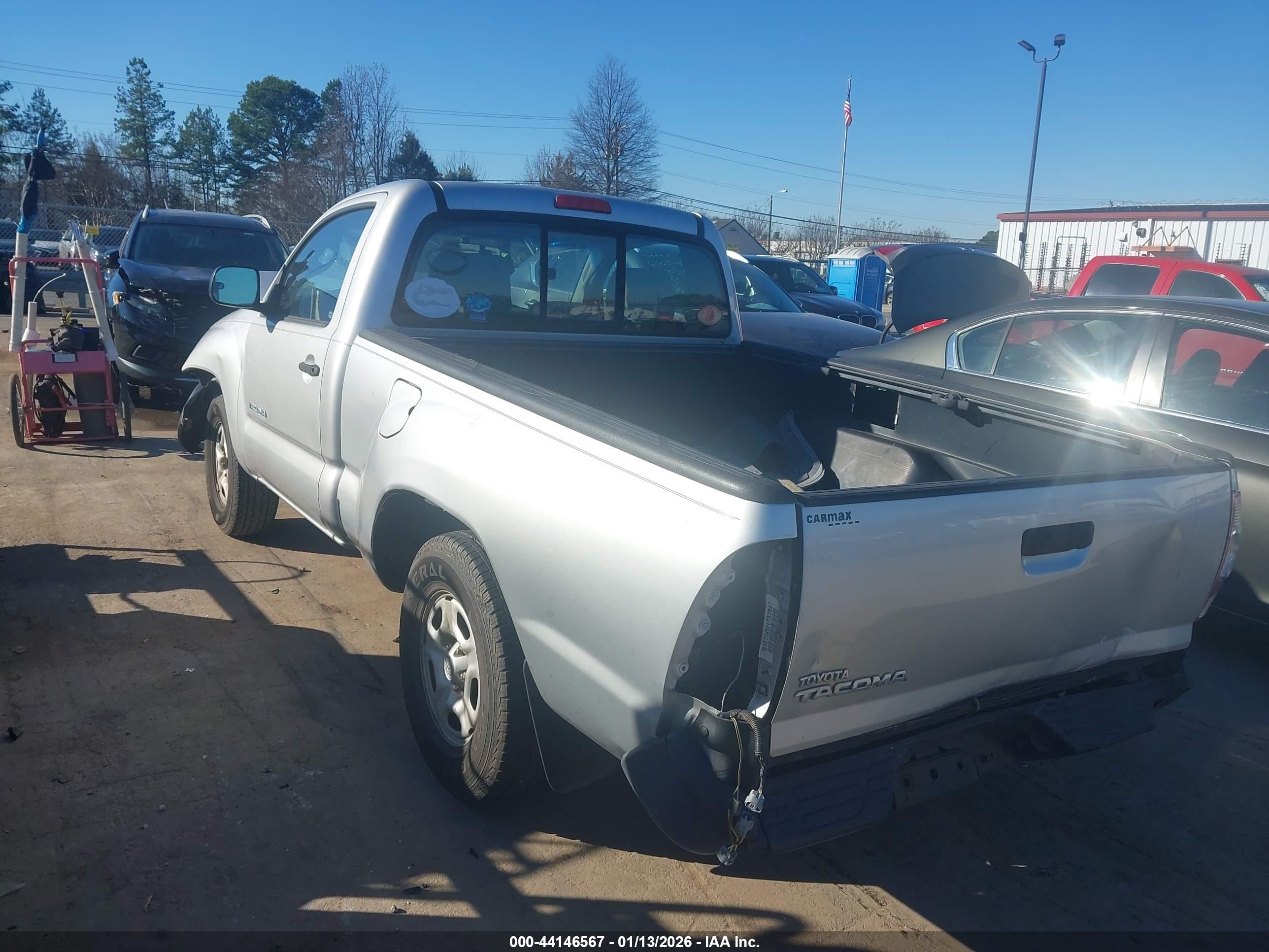 TOYOTA TACOMA image 3