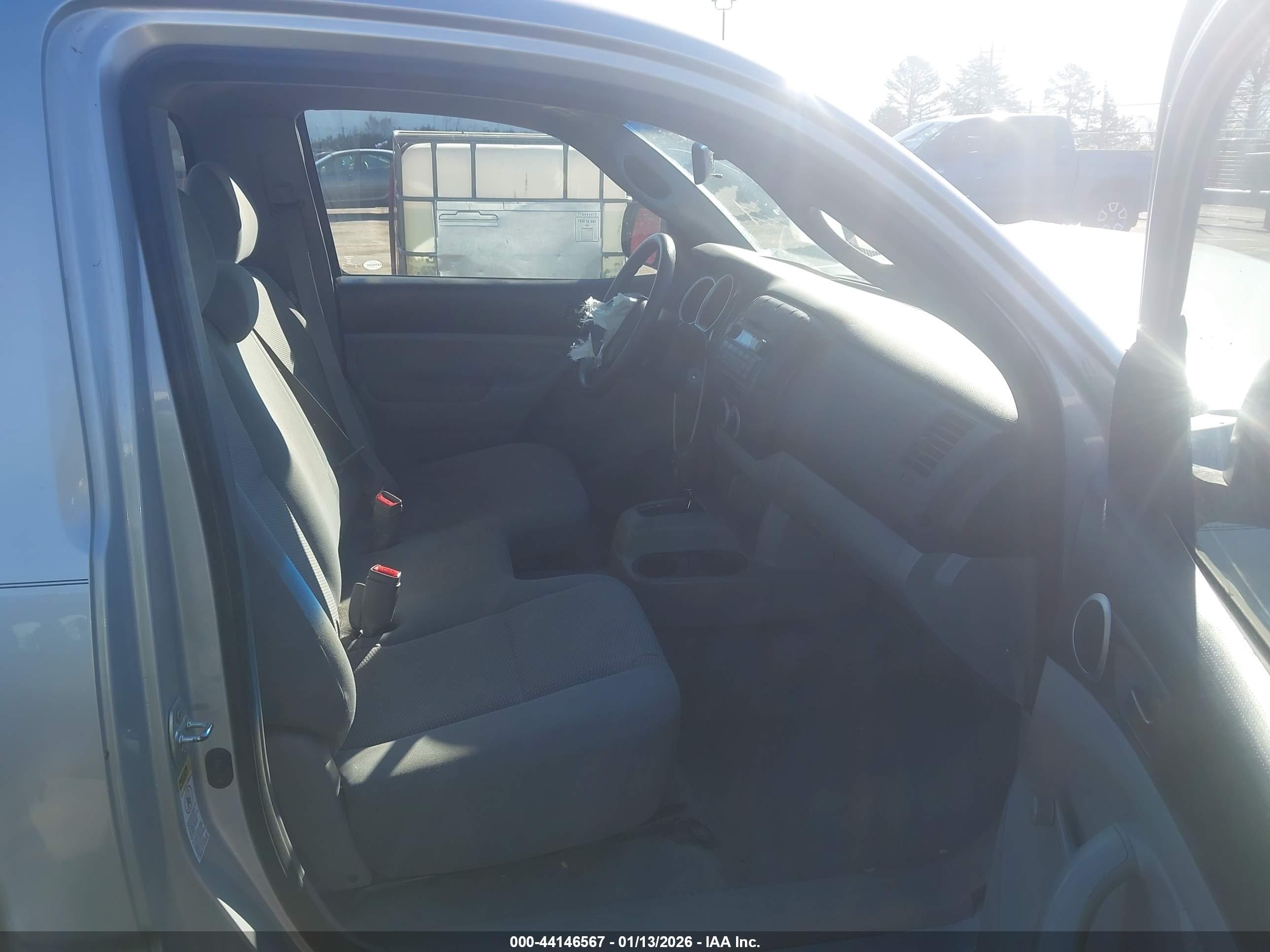 TOYOTA TACOMA image 5