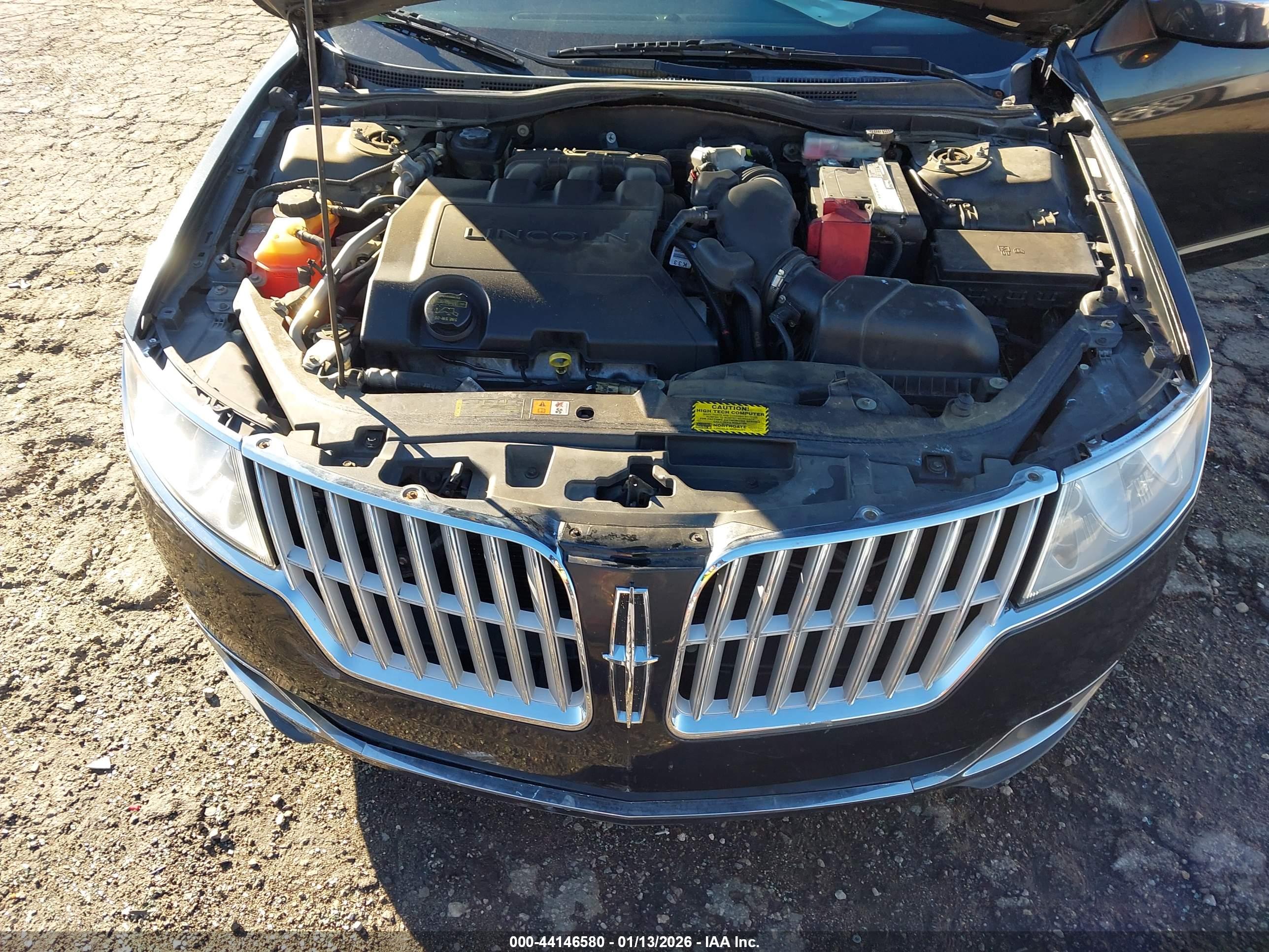 LINCOLN MKZ image 10