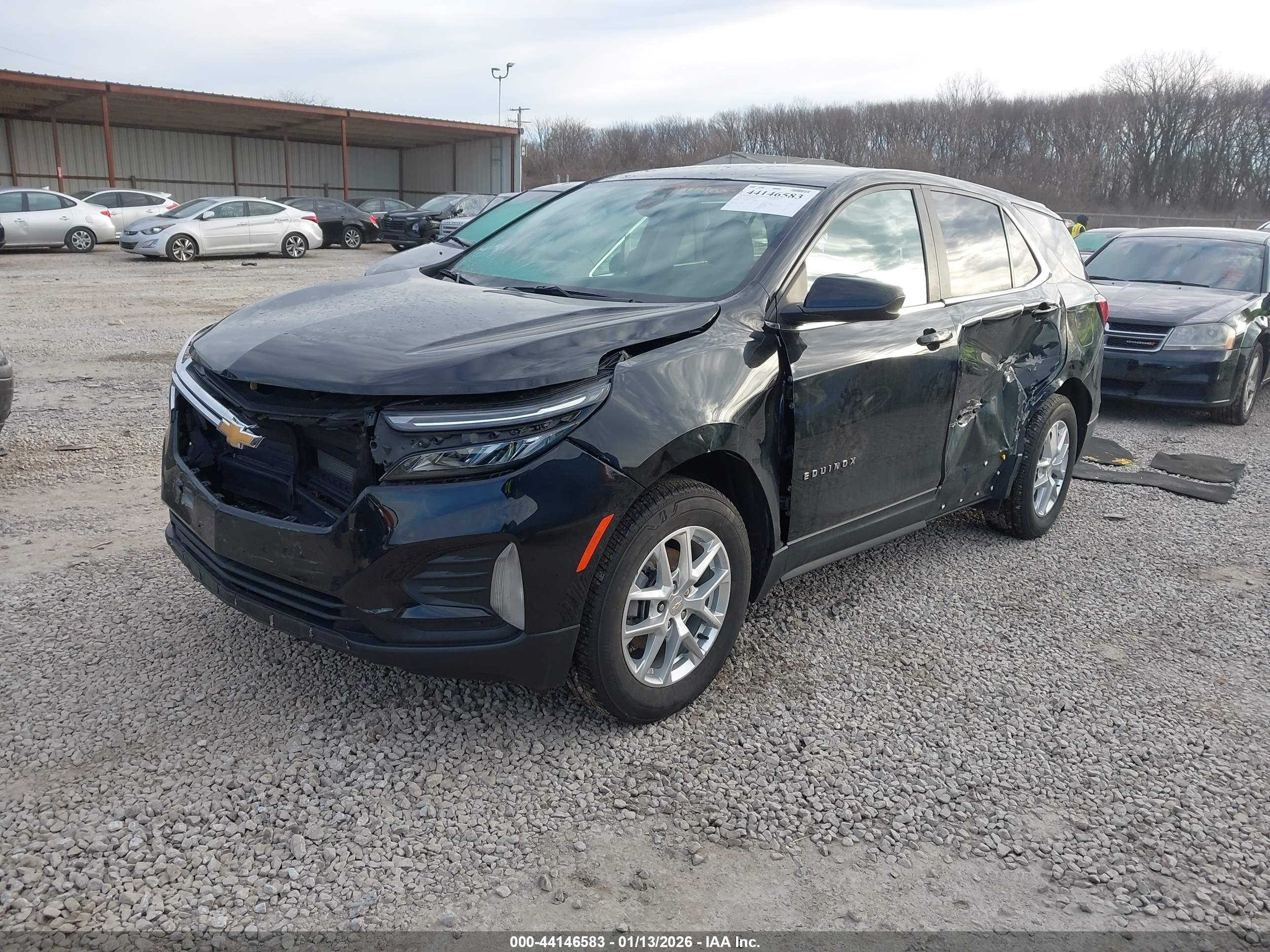 CHEVROLET EQUINOX image 2