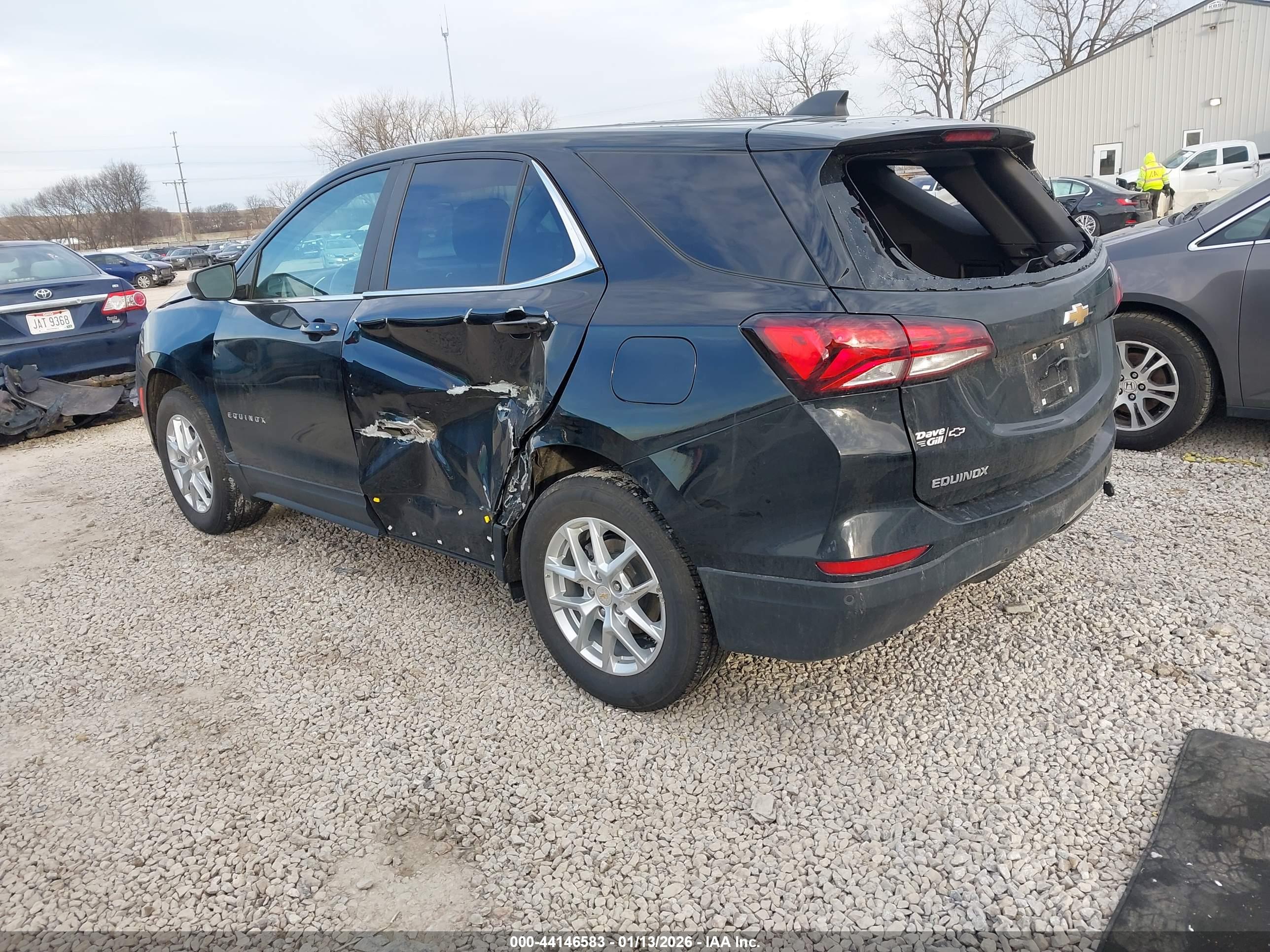 CHEVROLET EQUINOX image 3