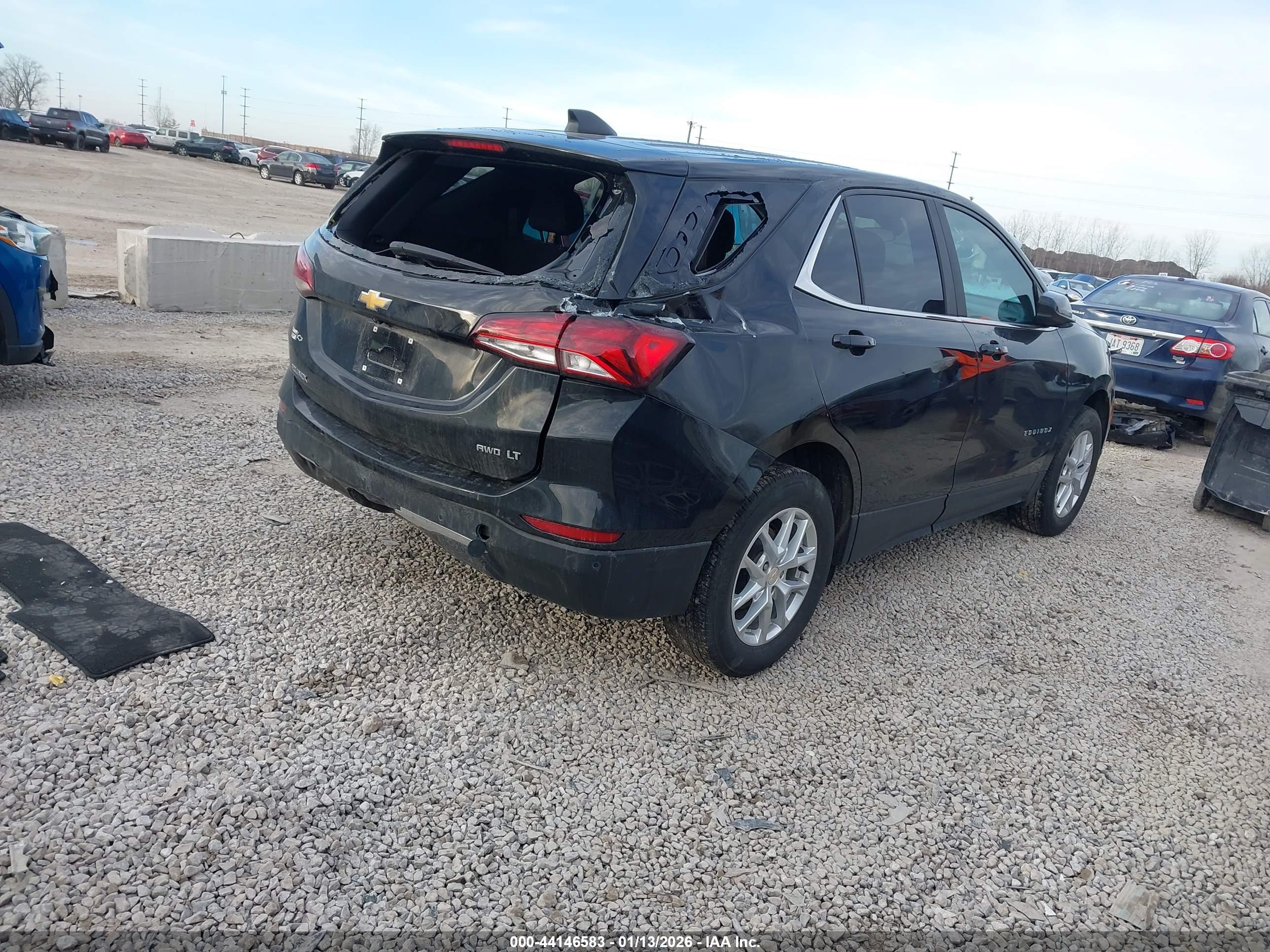 CHEVROLET EQUINOX image 4
