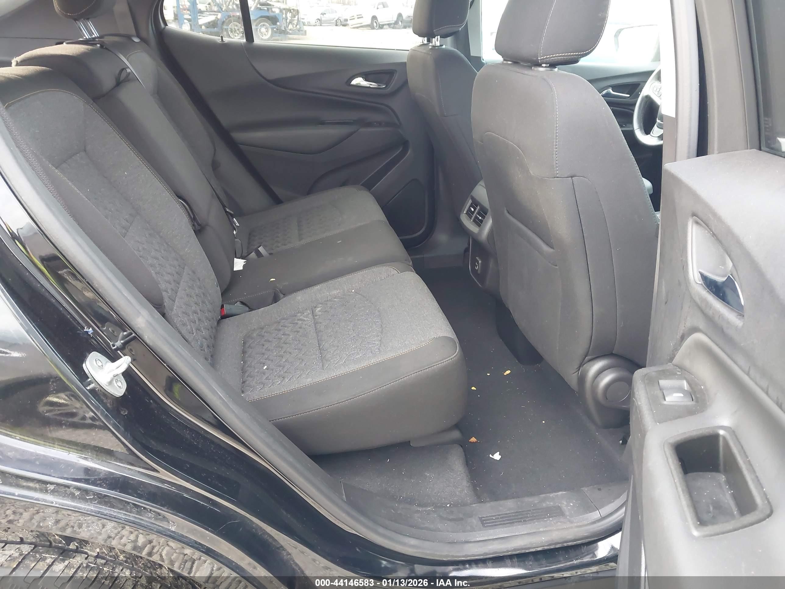 CHEVROLET EQUINOX image 8