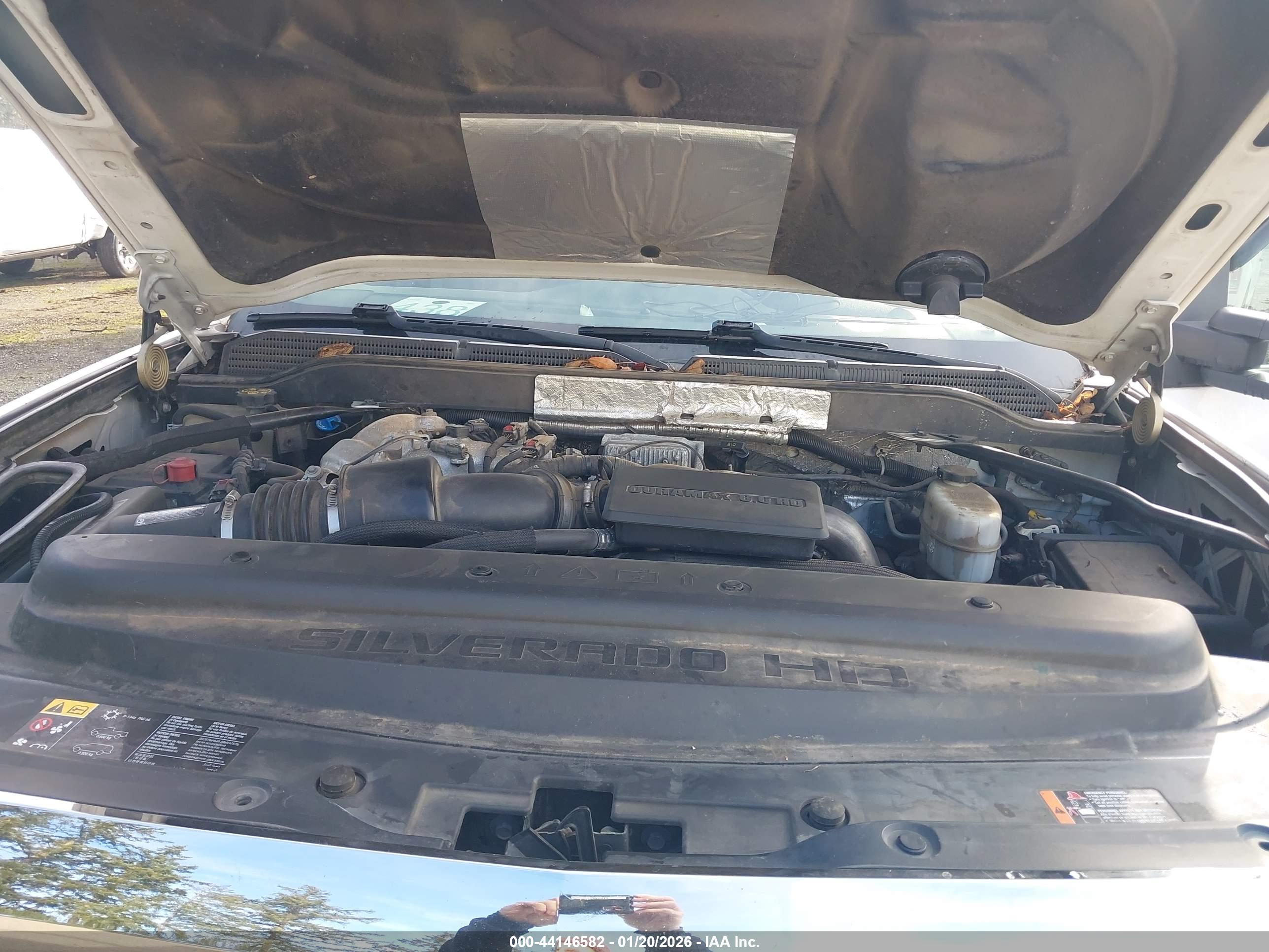 CHEVROLET SILVERADO image 10