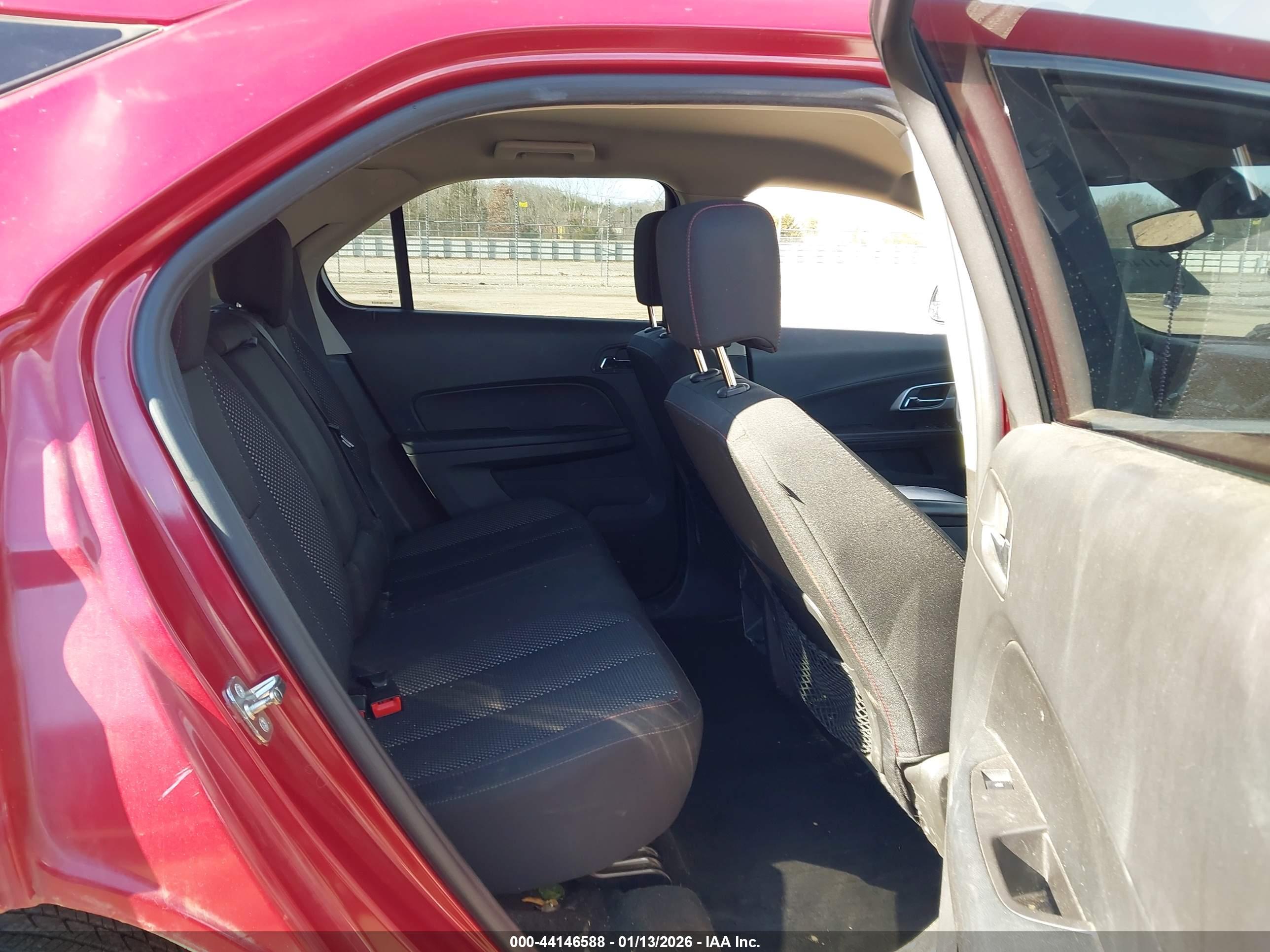 CHEVROLET EQUINOX image 8