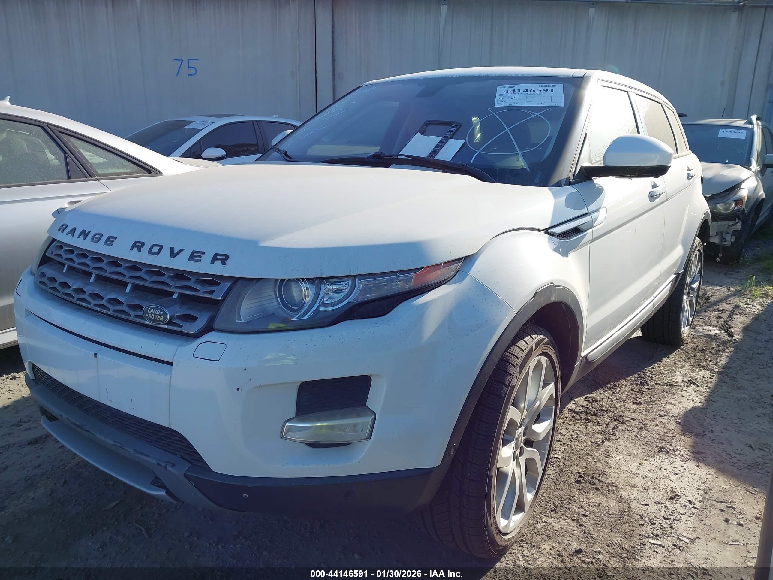 LAND ROVER image 2