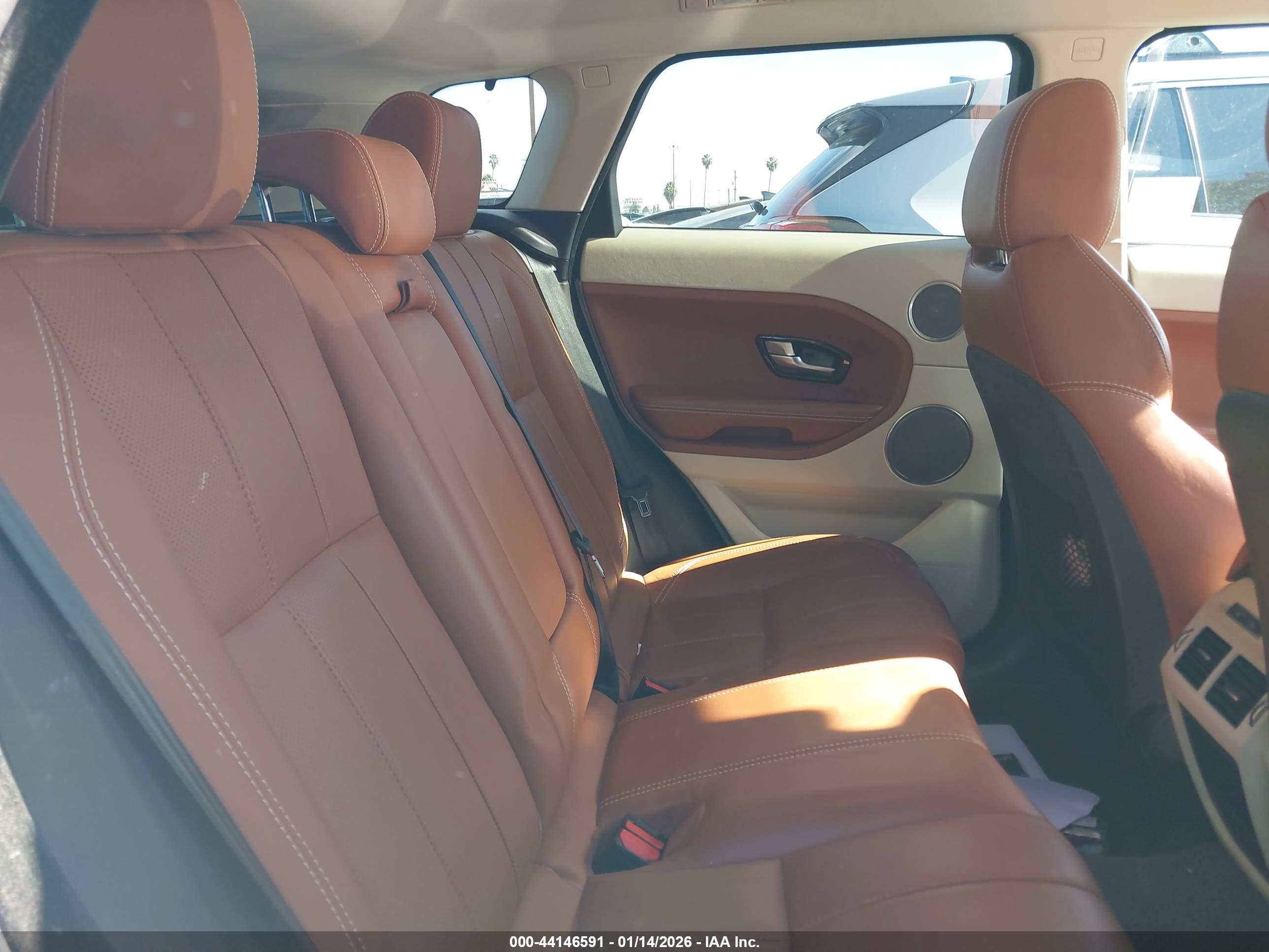 LAND ROVER image 8