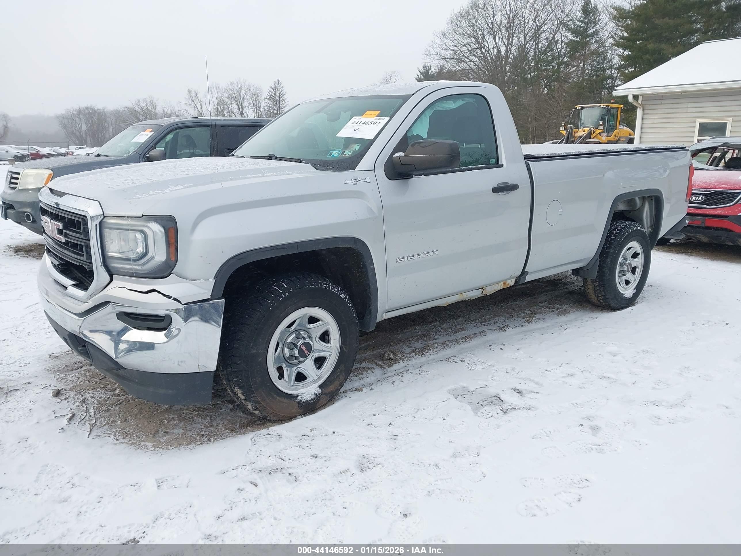 GMC SIERRA image 2