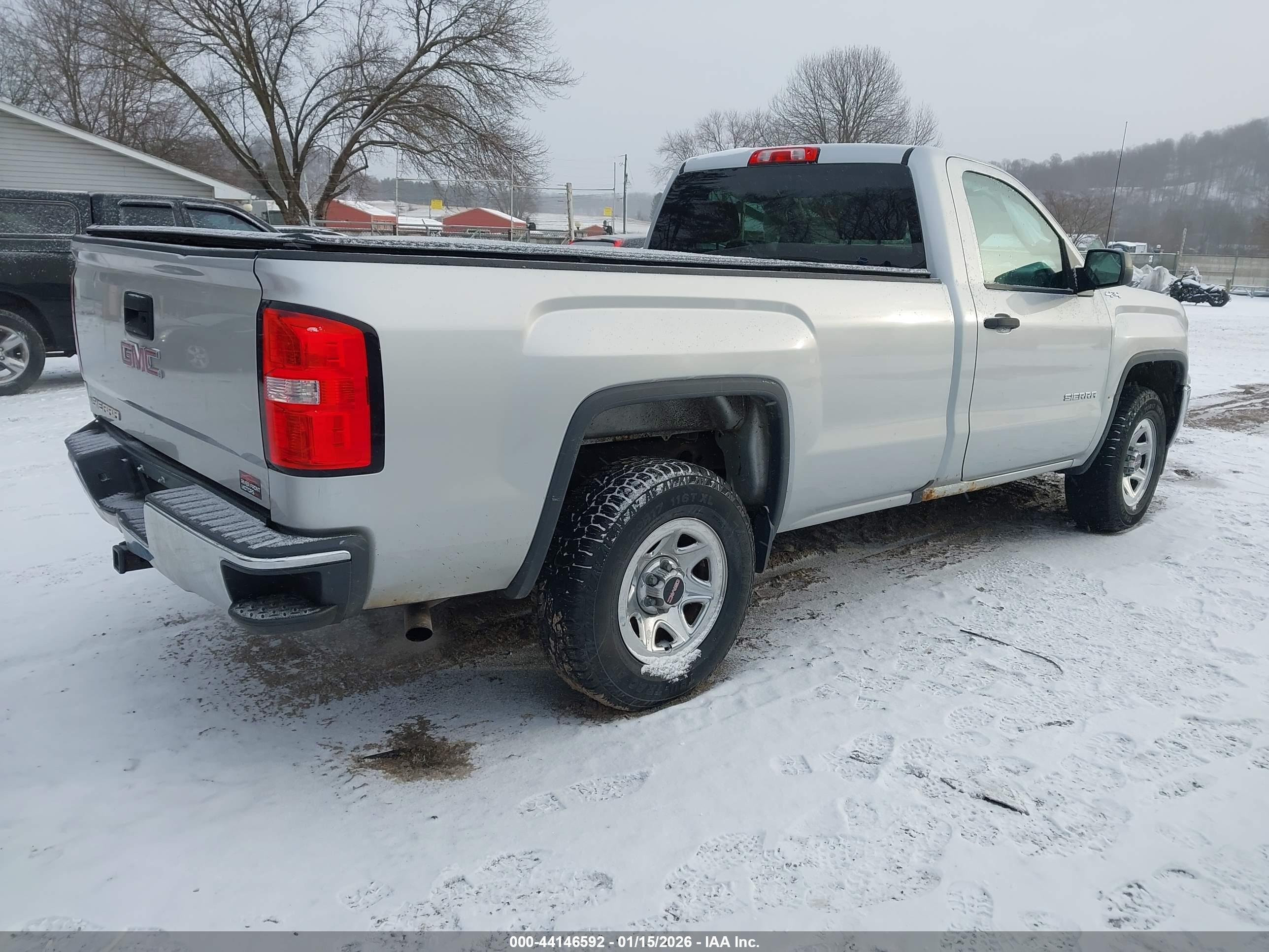 GMC SIERRA image 4