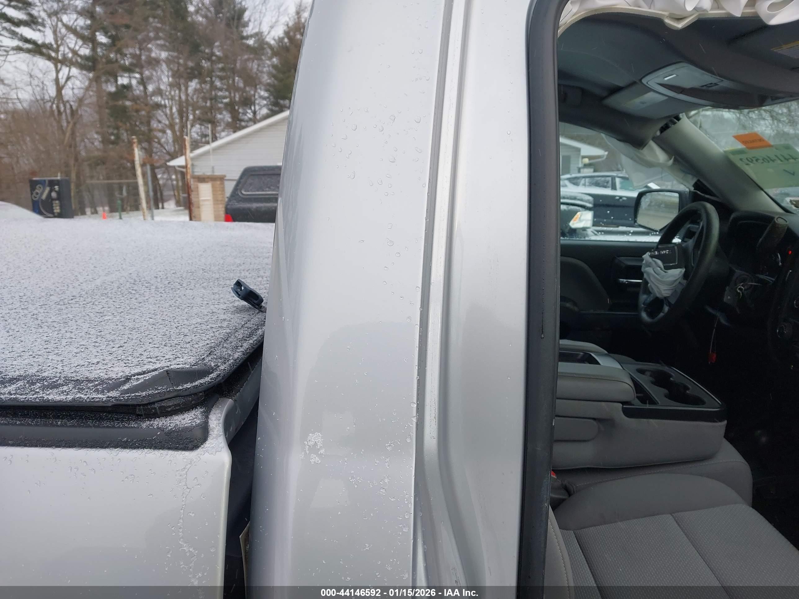 GMC SIERRA image 8