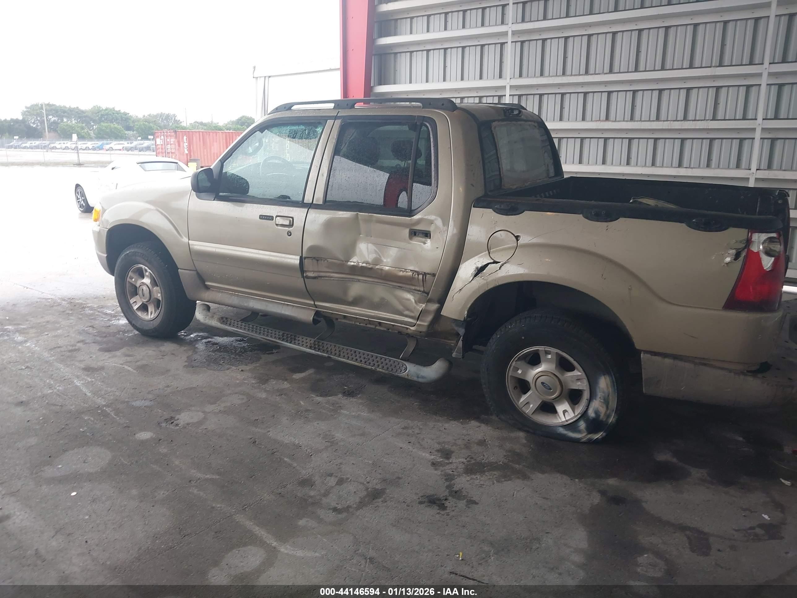 FORD EXPLORER image 3