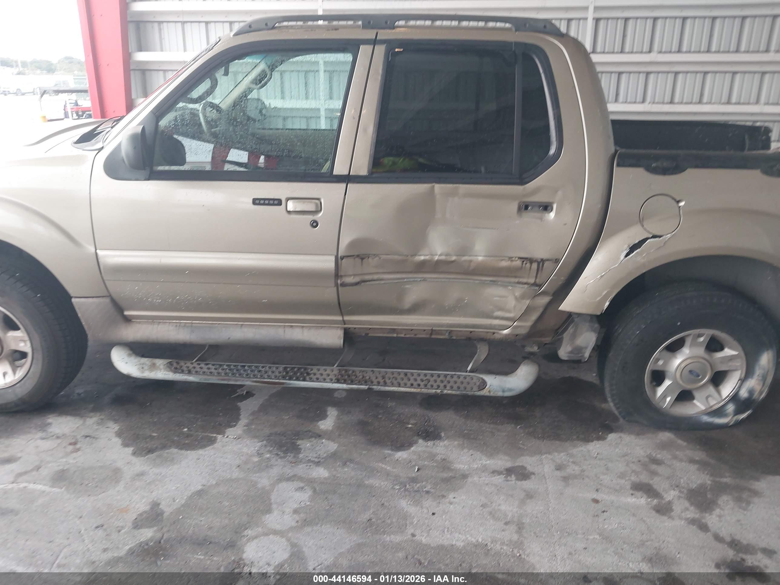 FORD EXPLORER image 6