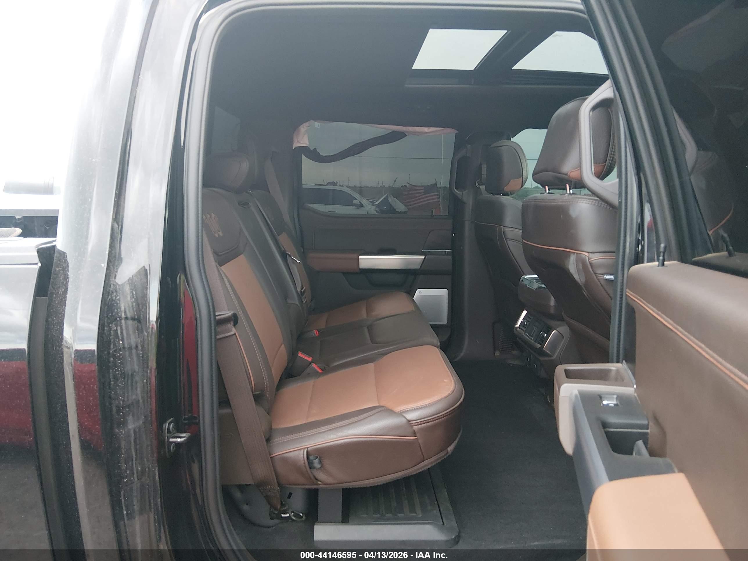 FORD F-150 image 8