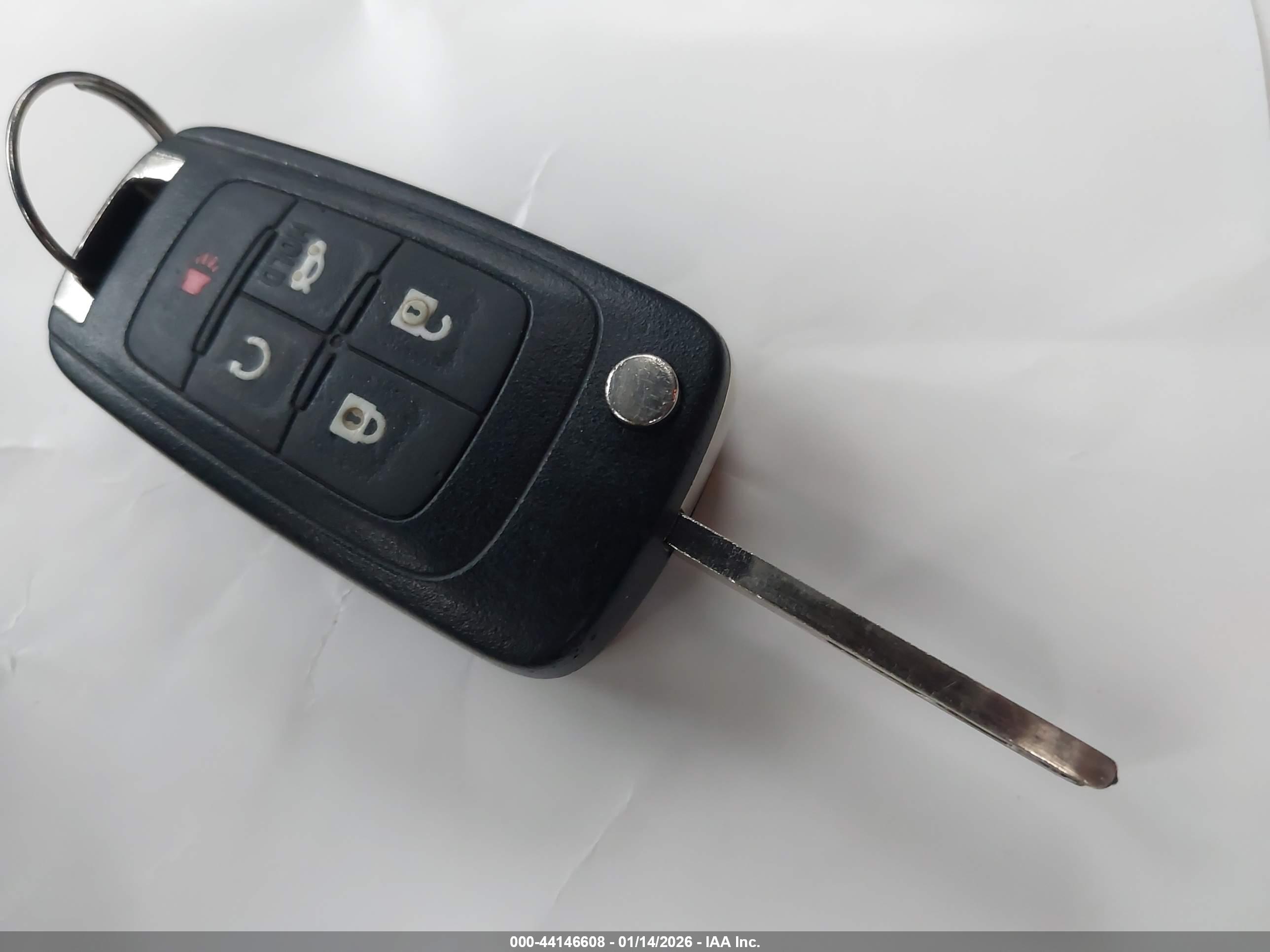 GMC TERRAIN image 11