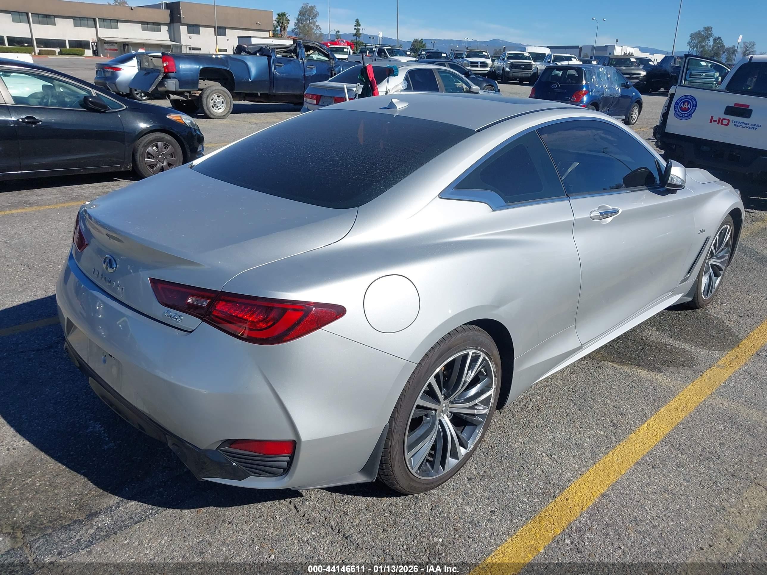INFINITI Q60 image 4