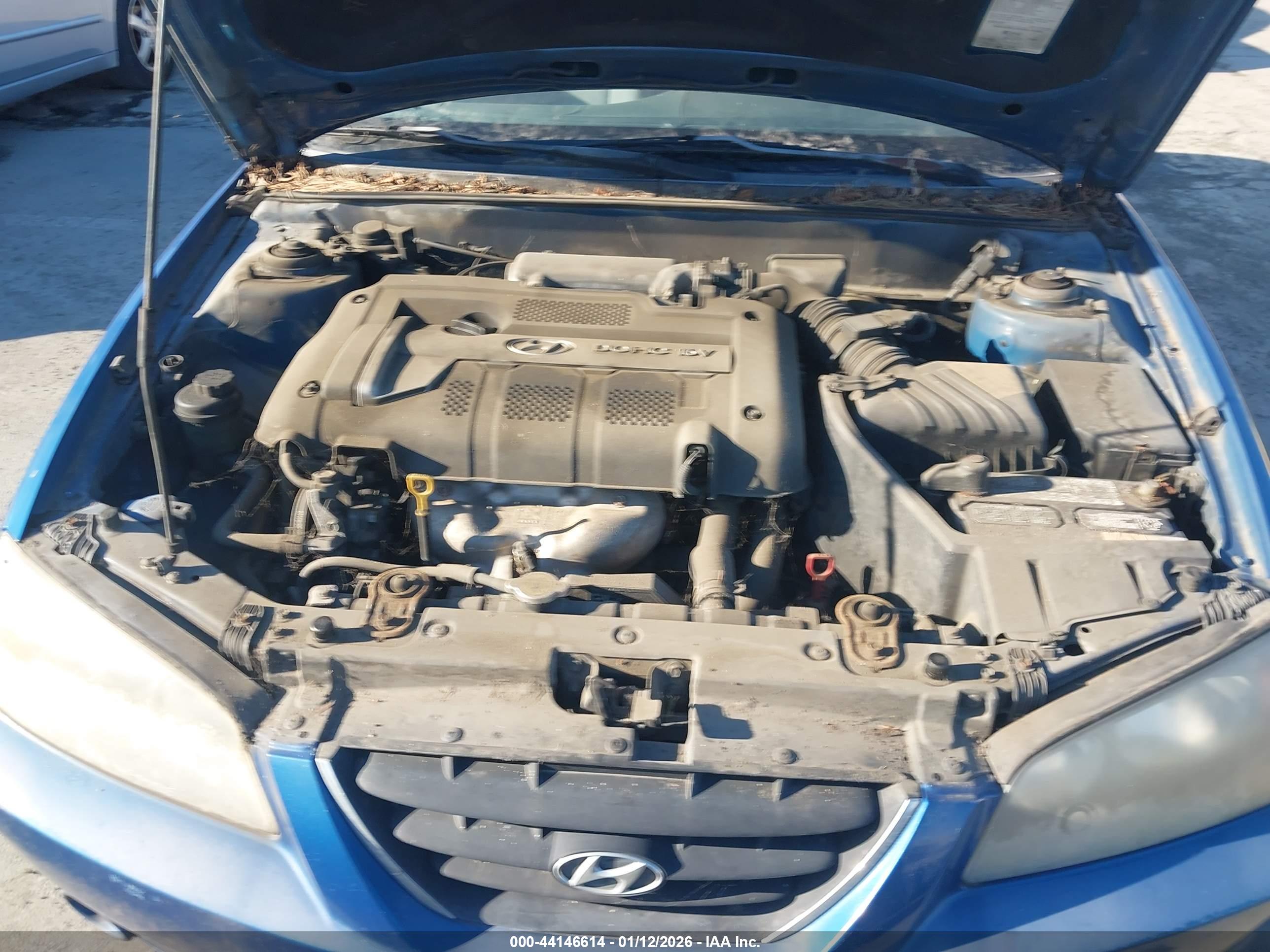 HYUNDAI ELANTRA image 10