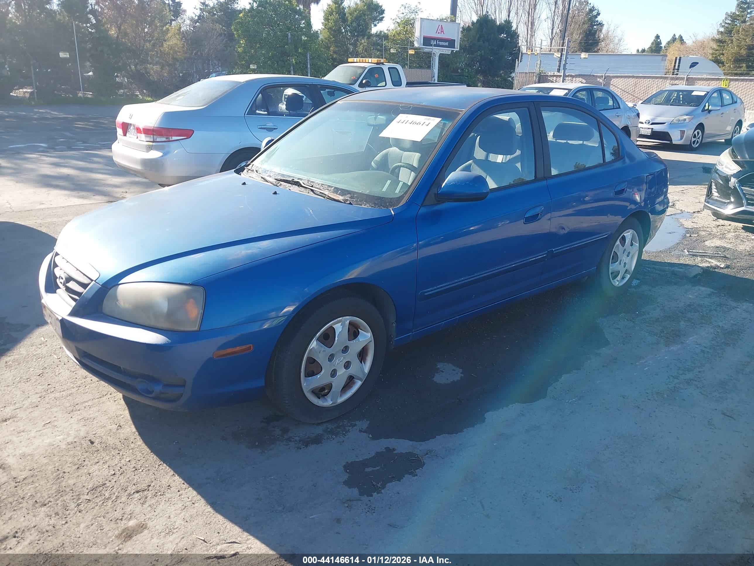 HYUNDAI ELANTRA image 2
