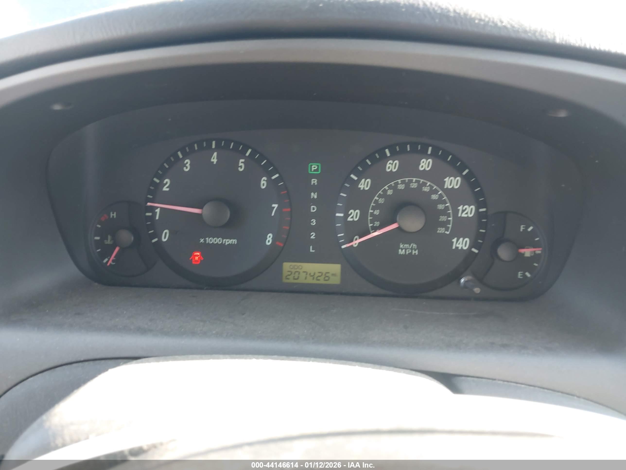 HYUNDAI ELANTRA image 7