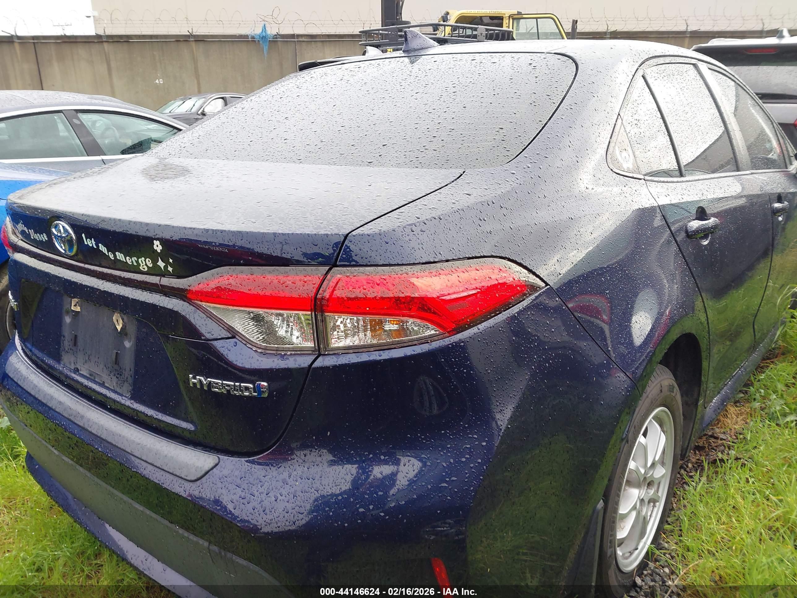 TOYOTA COROLLA image 4