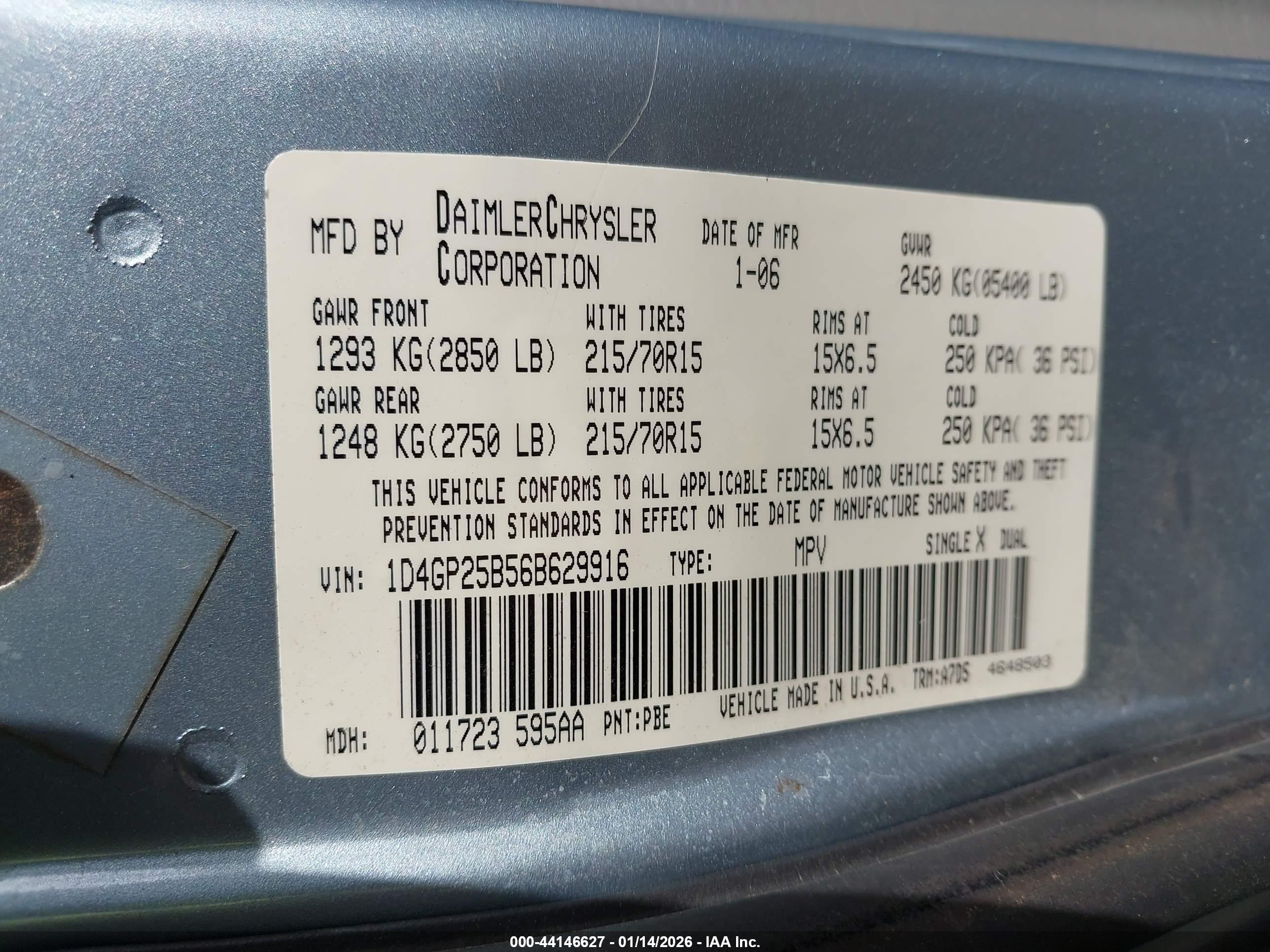 DODGE CARAVAN image 9