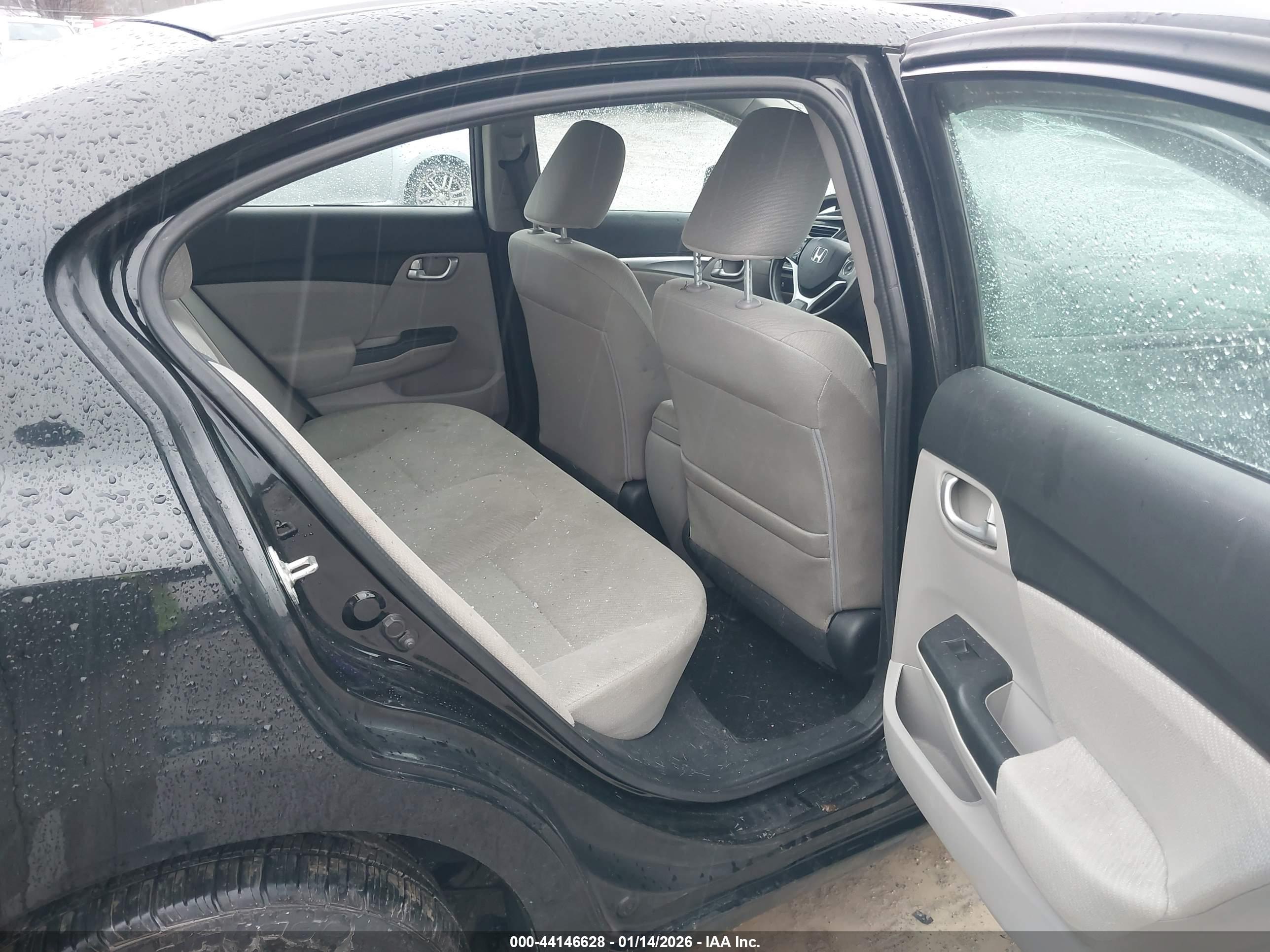 HONDA CIVIC image 8