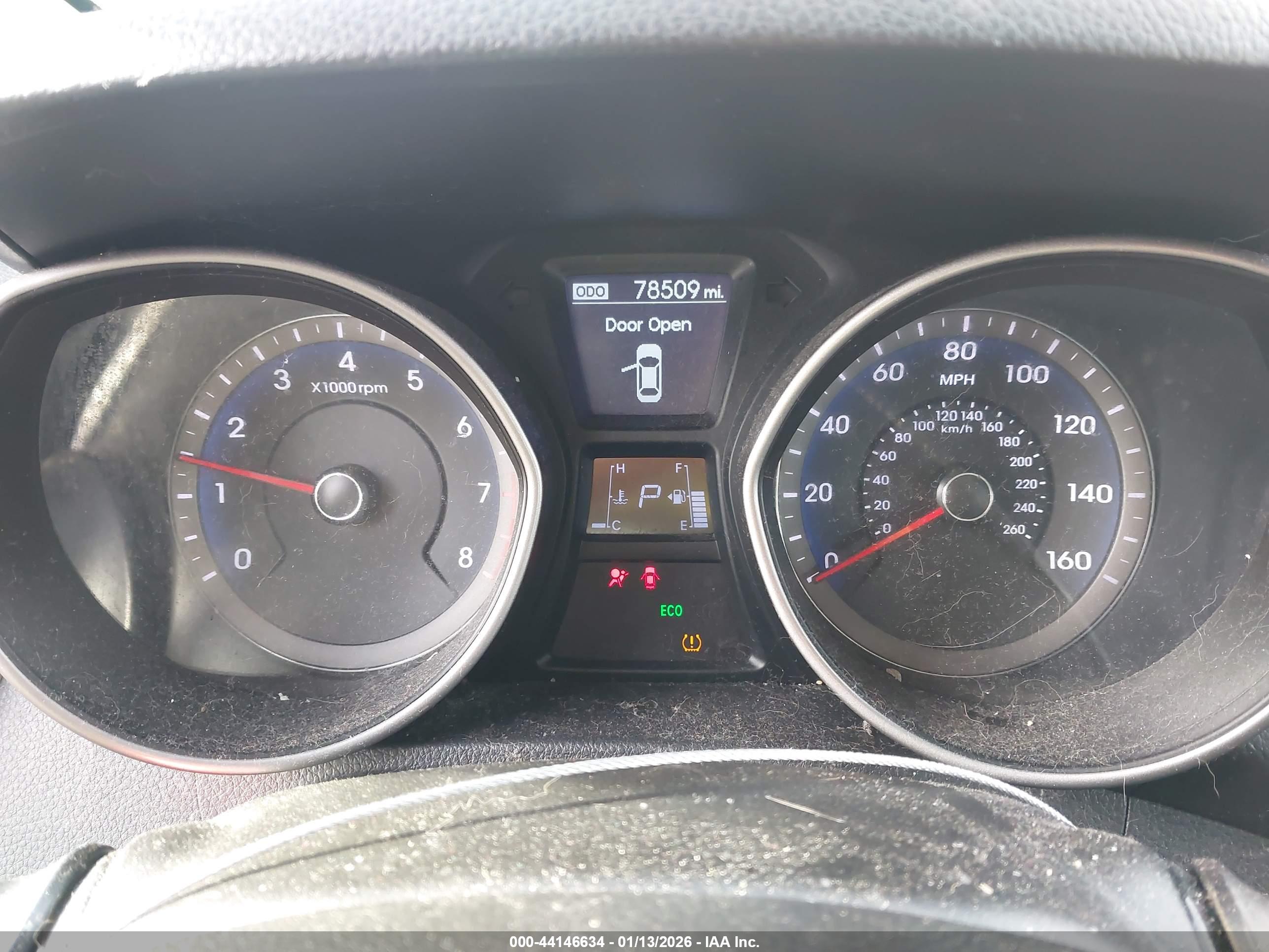 HYUNDAI ELANTRA image 7