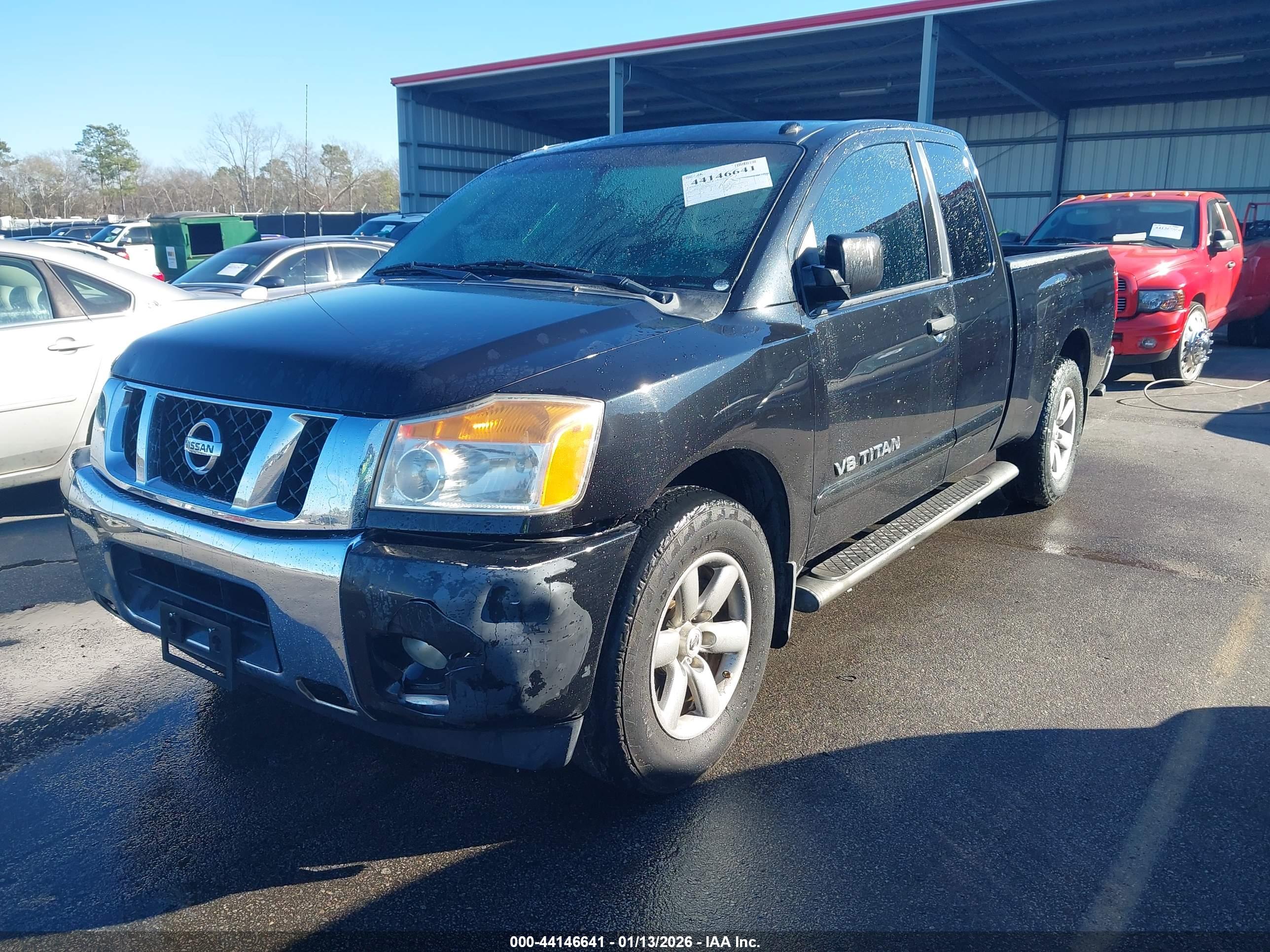 NISSAN TITAN image 2