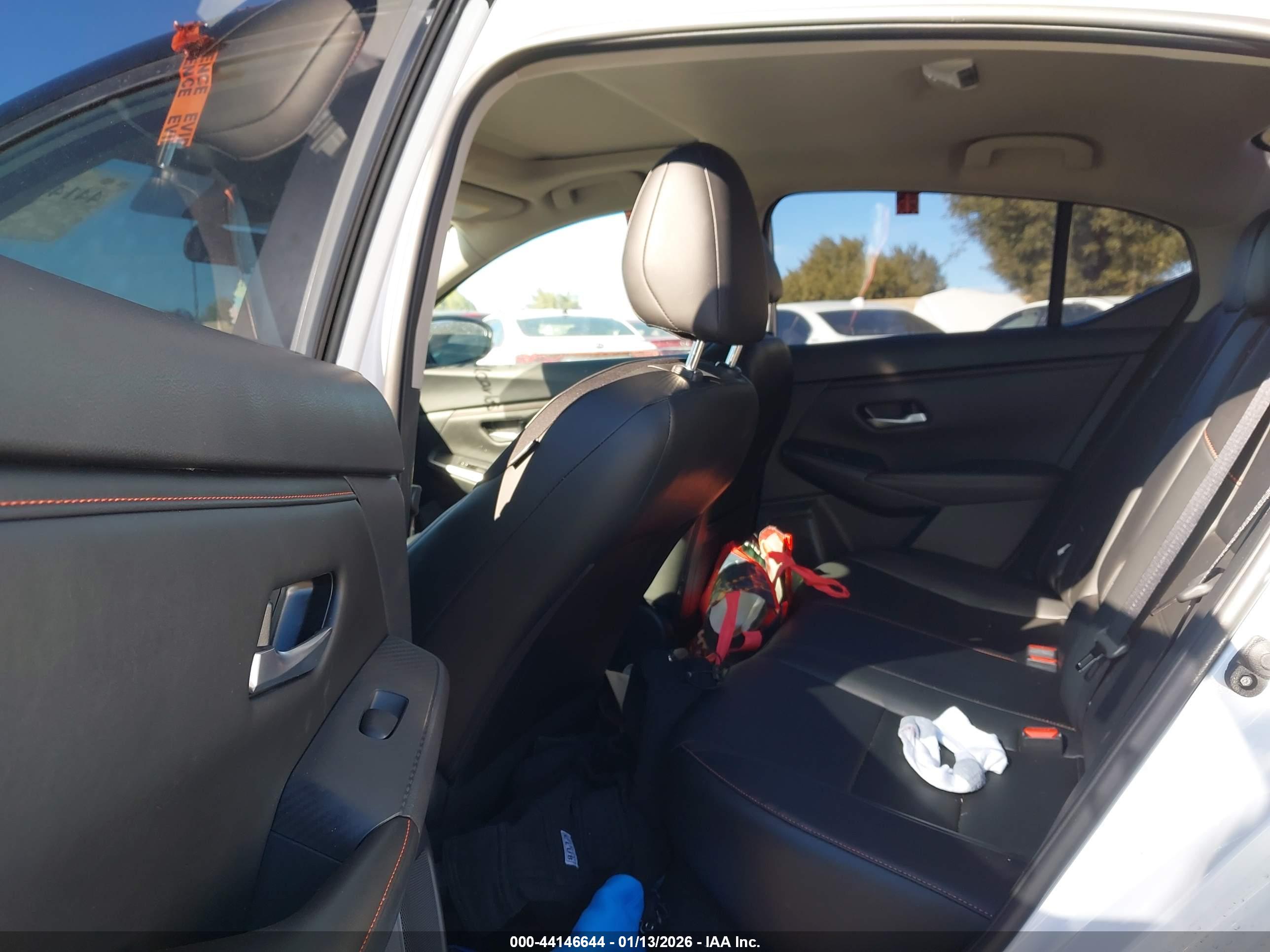 NISSAN SENTRA image 8