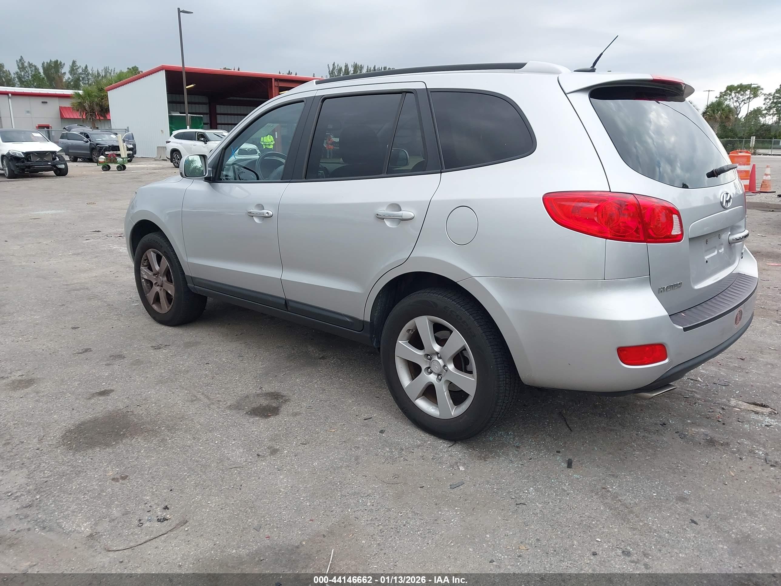 HYUNDAI SANTA image 3