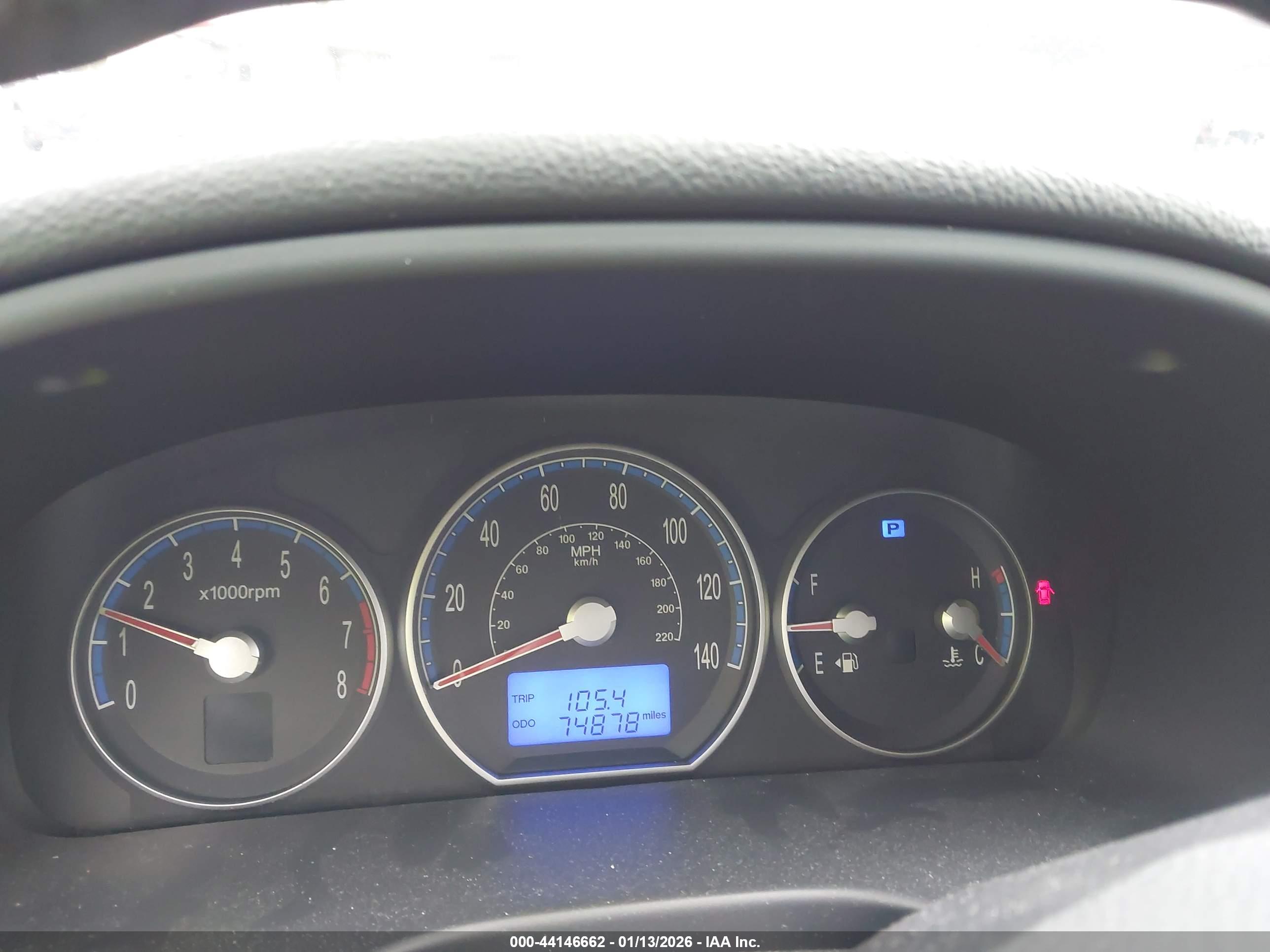 HYUNDAI SANTA image 7