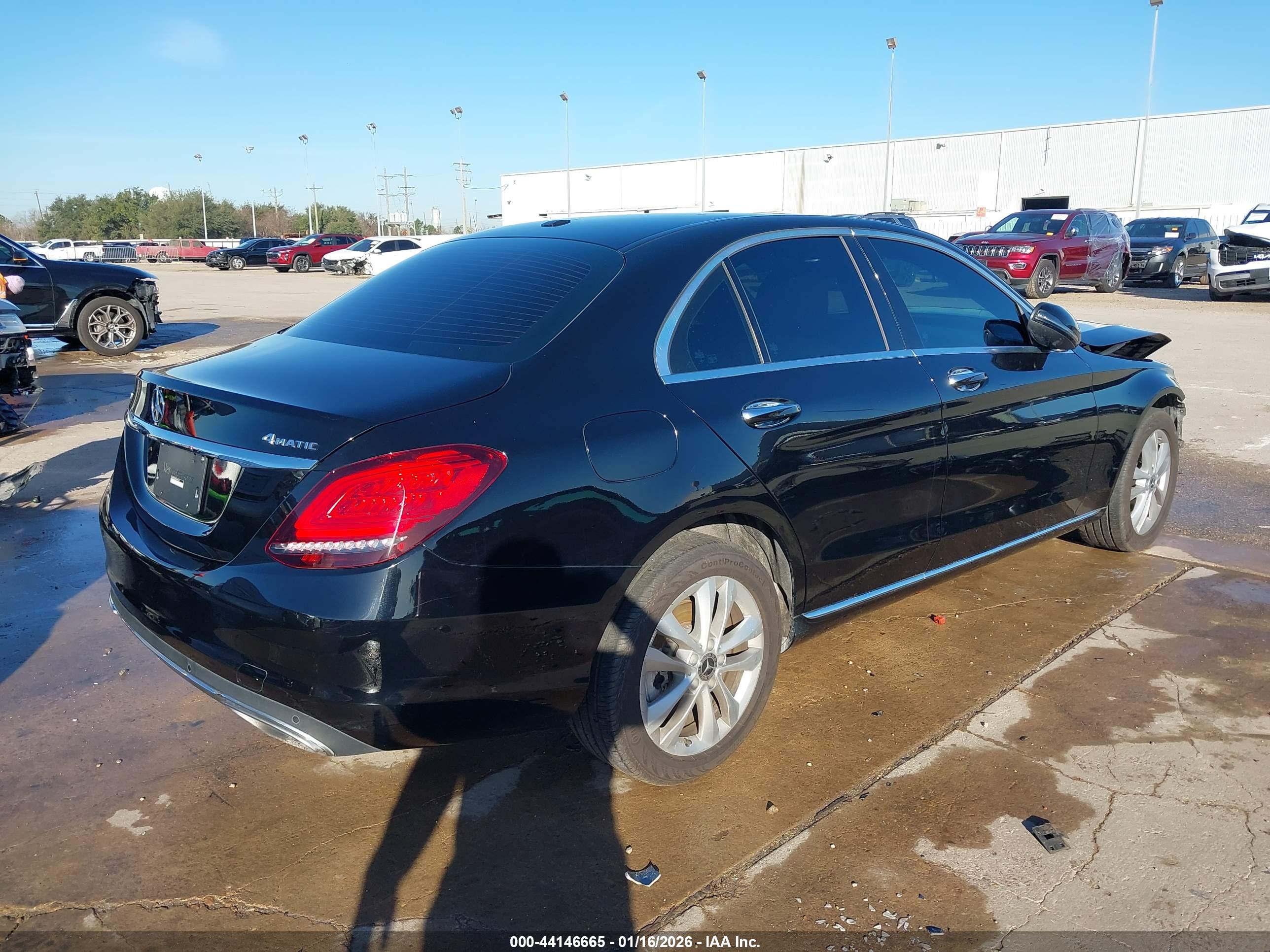 MERCEDES-BENZ C image 4