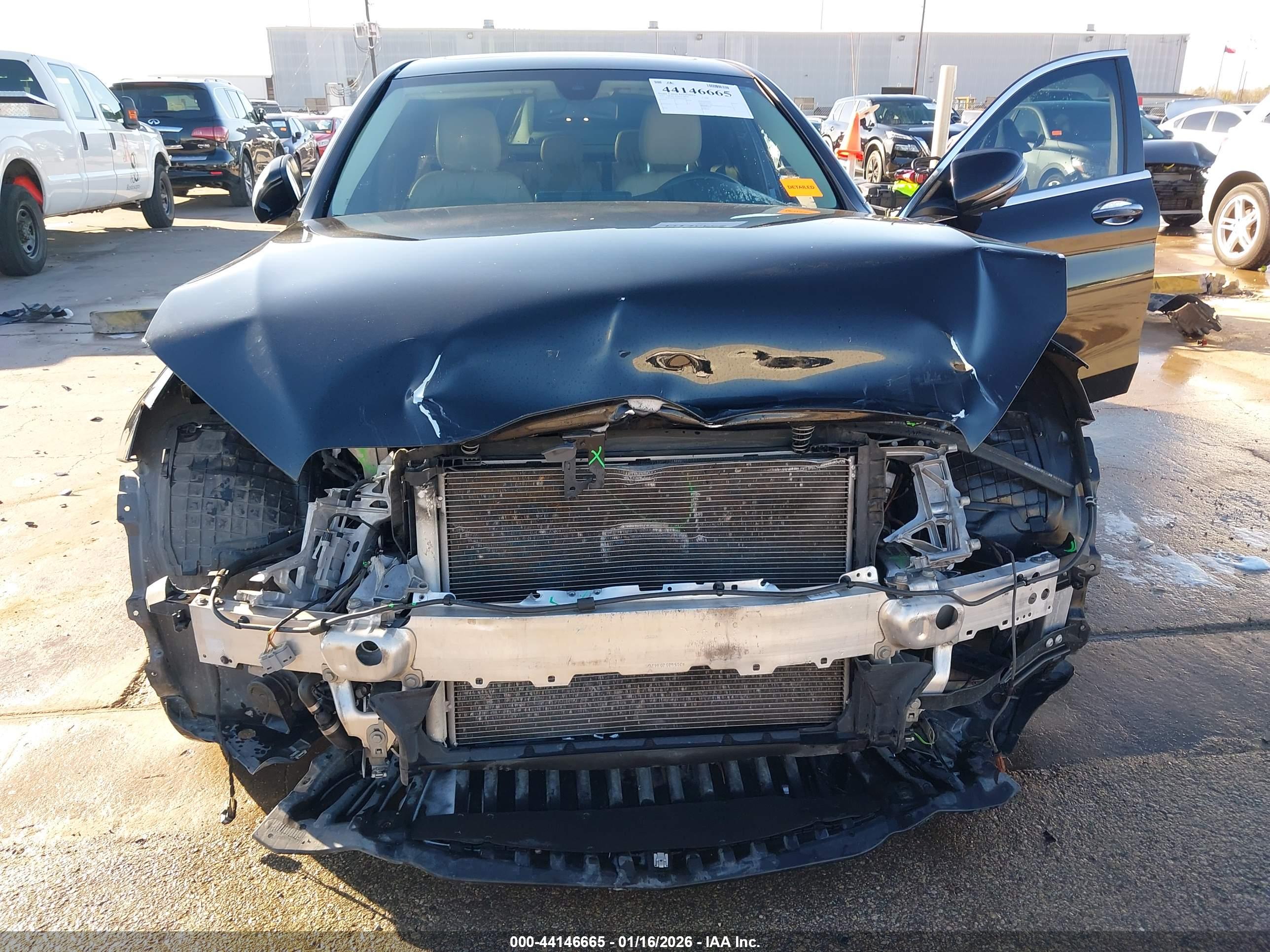 MERCEDES-BENZ C image 6