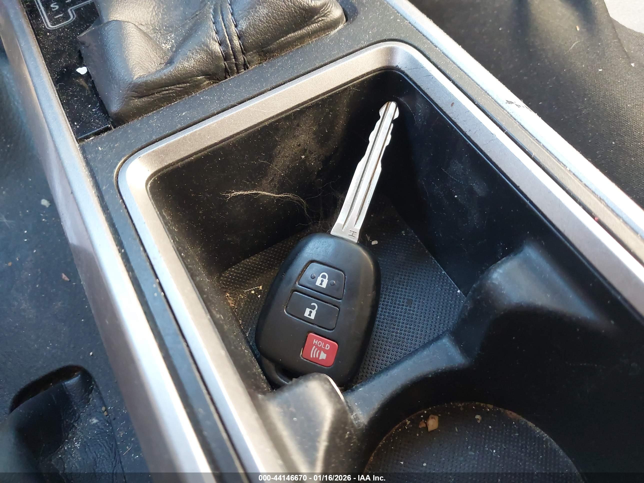 TOYOTA TACOMA image 11