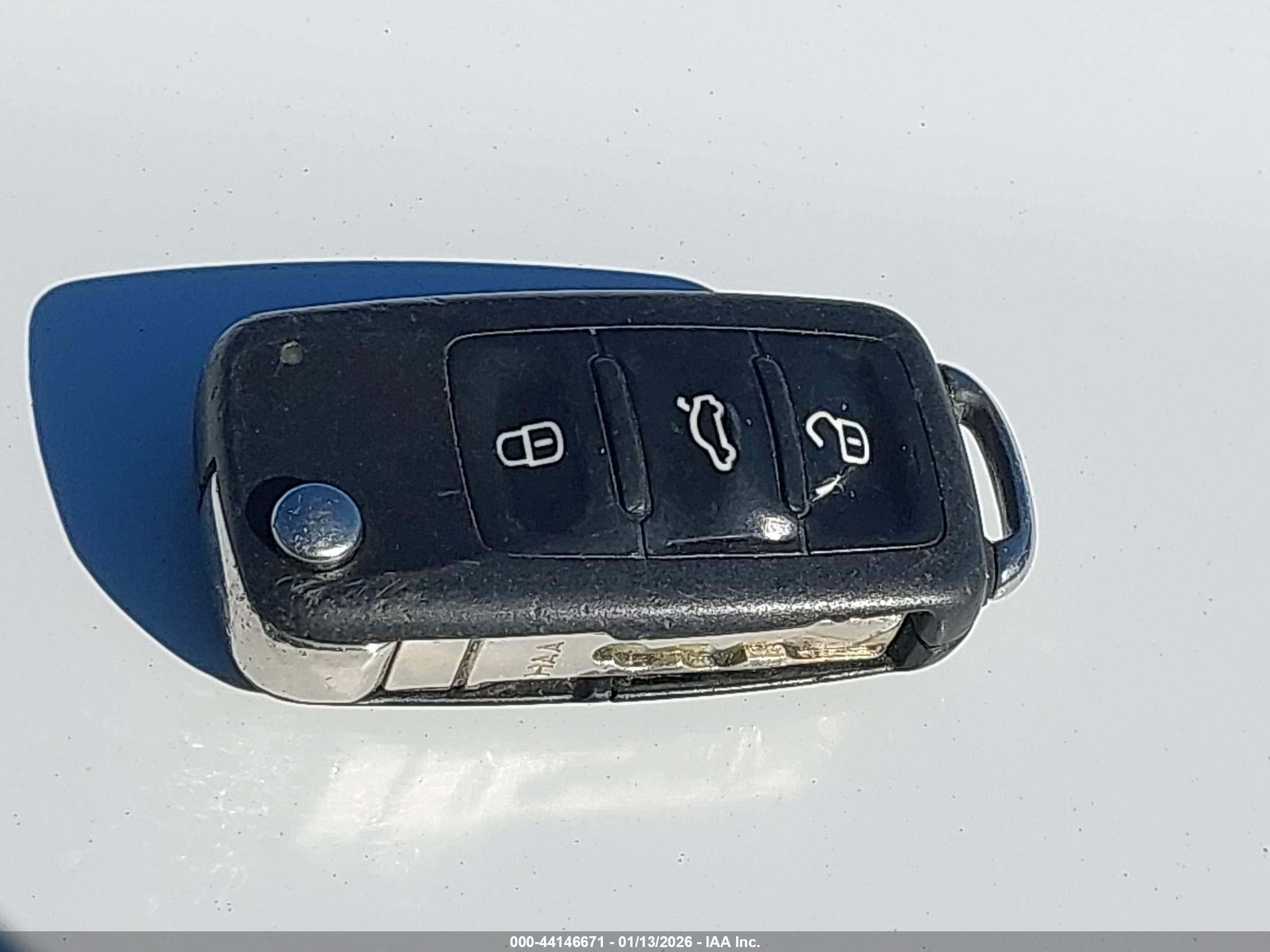 VOLKSWAGEN JETTA image 11