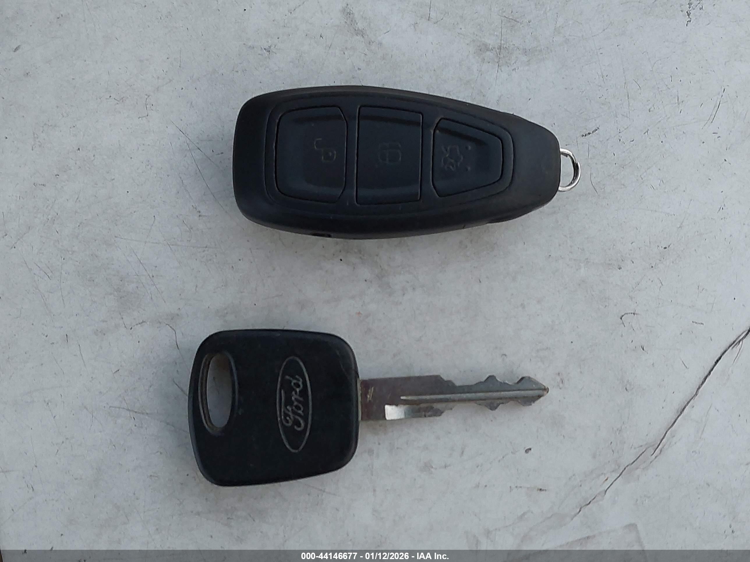 FORD FOCUS image 11