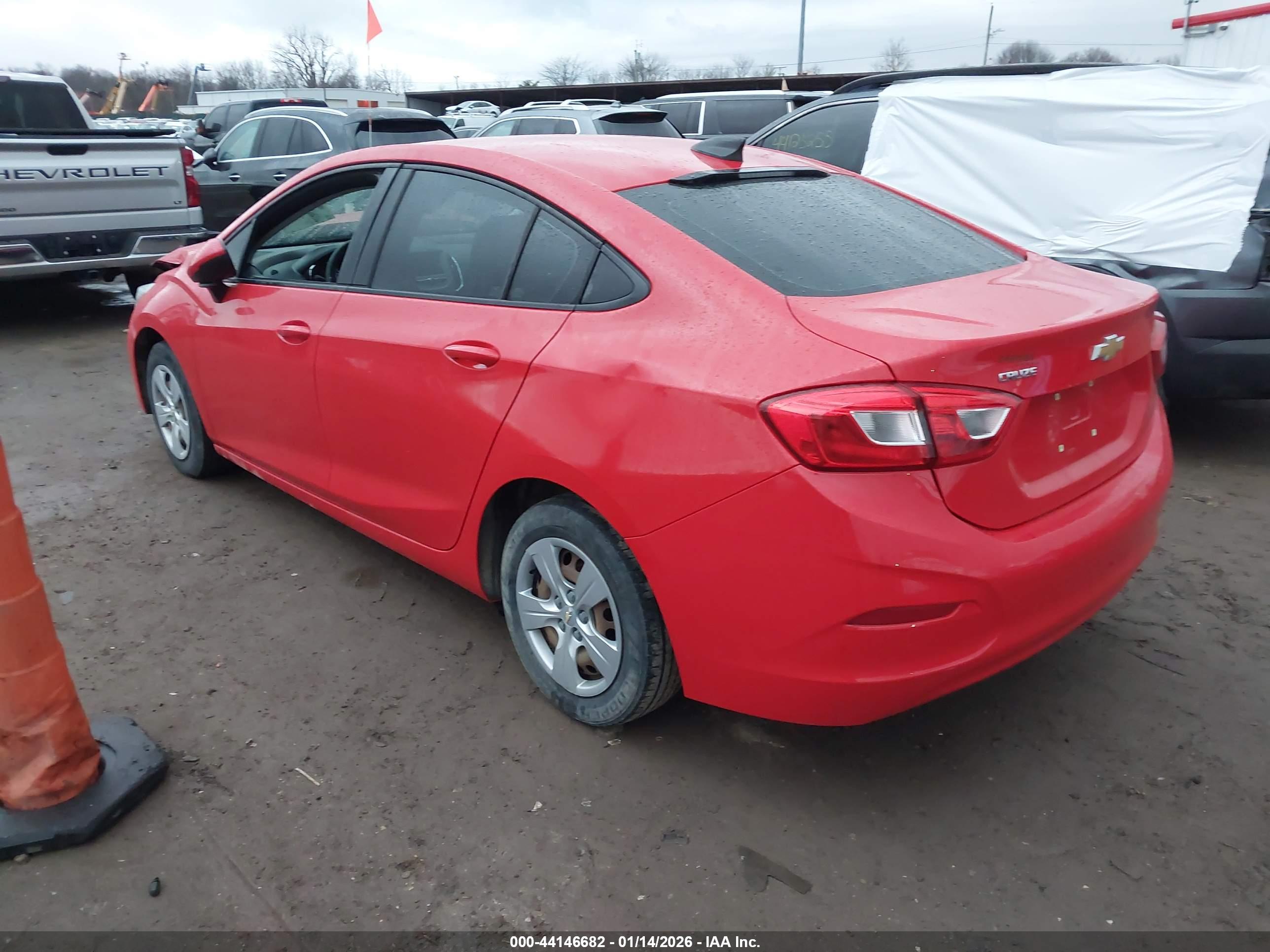 CHEVROLET CRUZE image 3