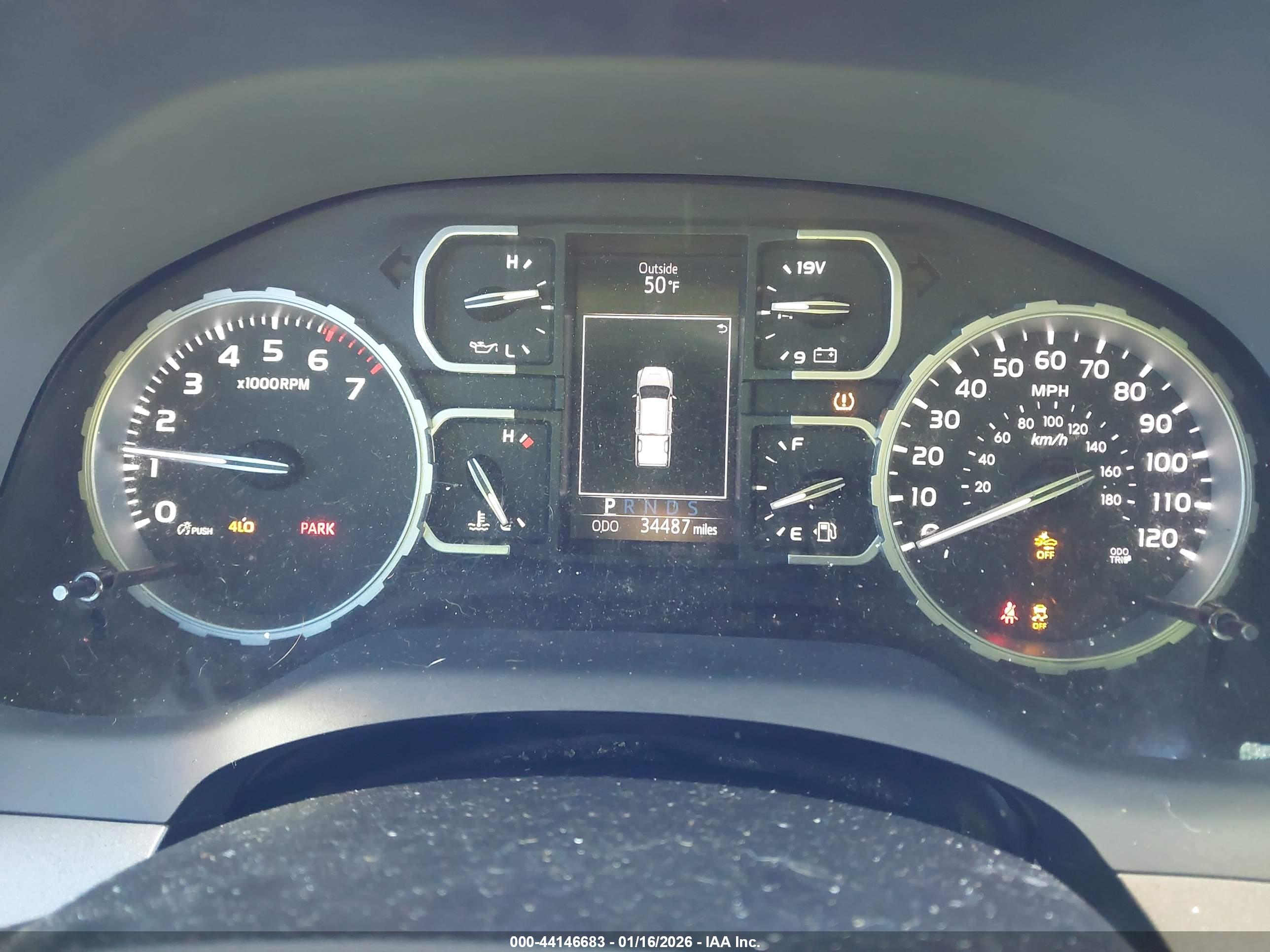 TOYOTA TUNDRA image 7