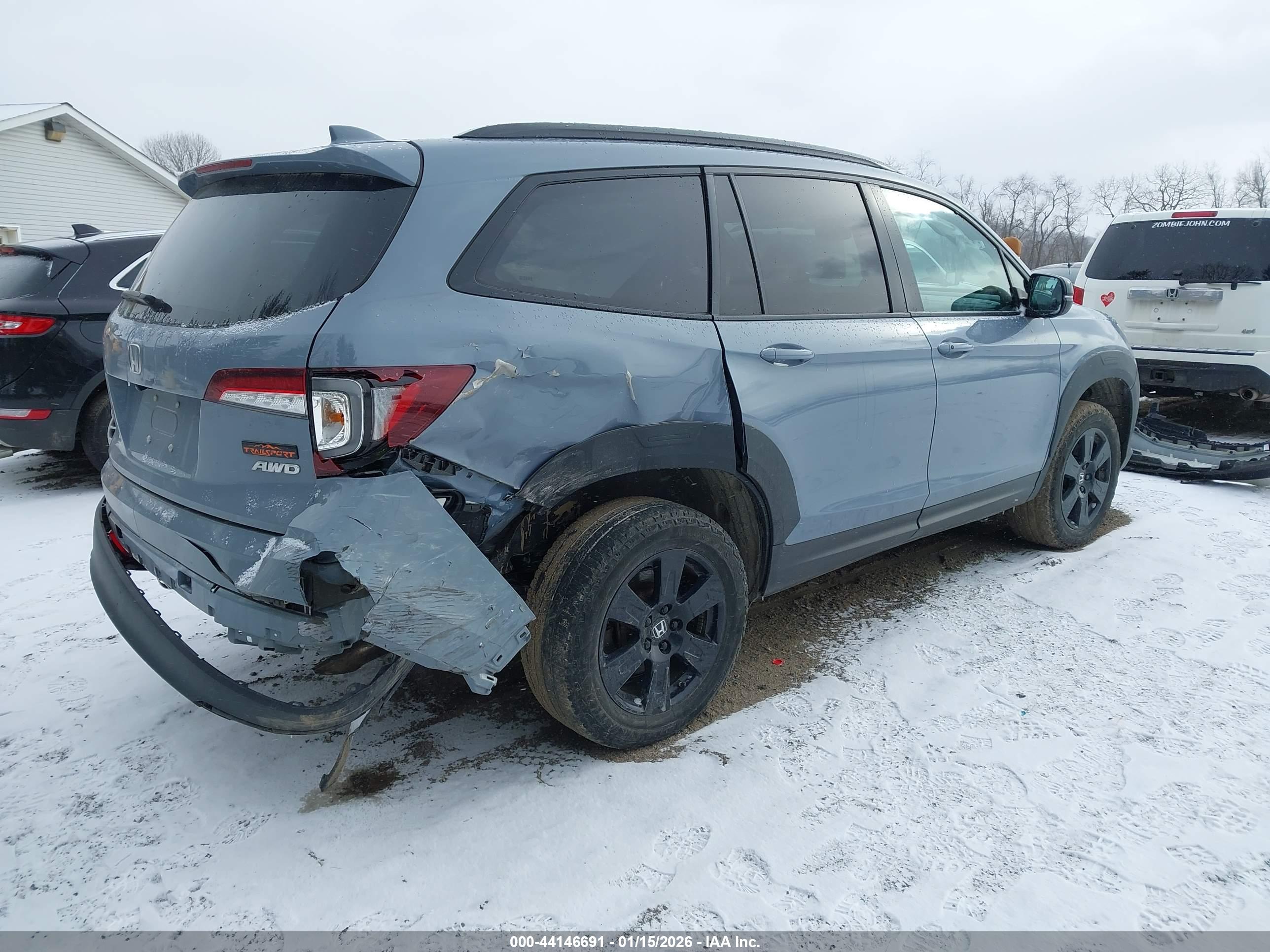 HONDA PILOT image 4
