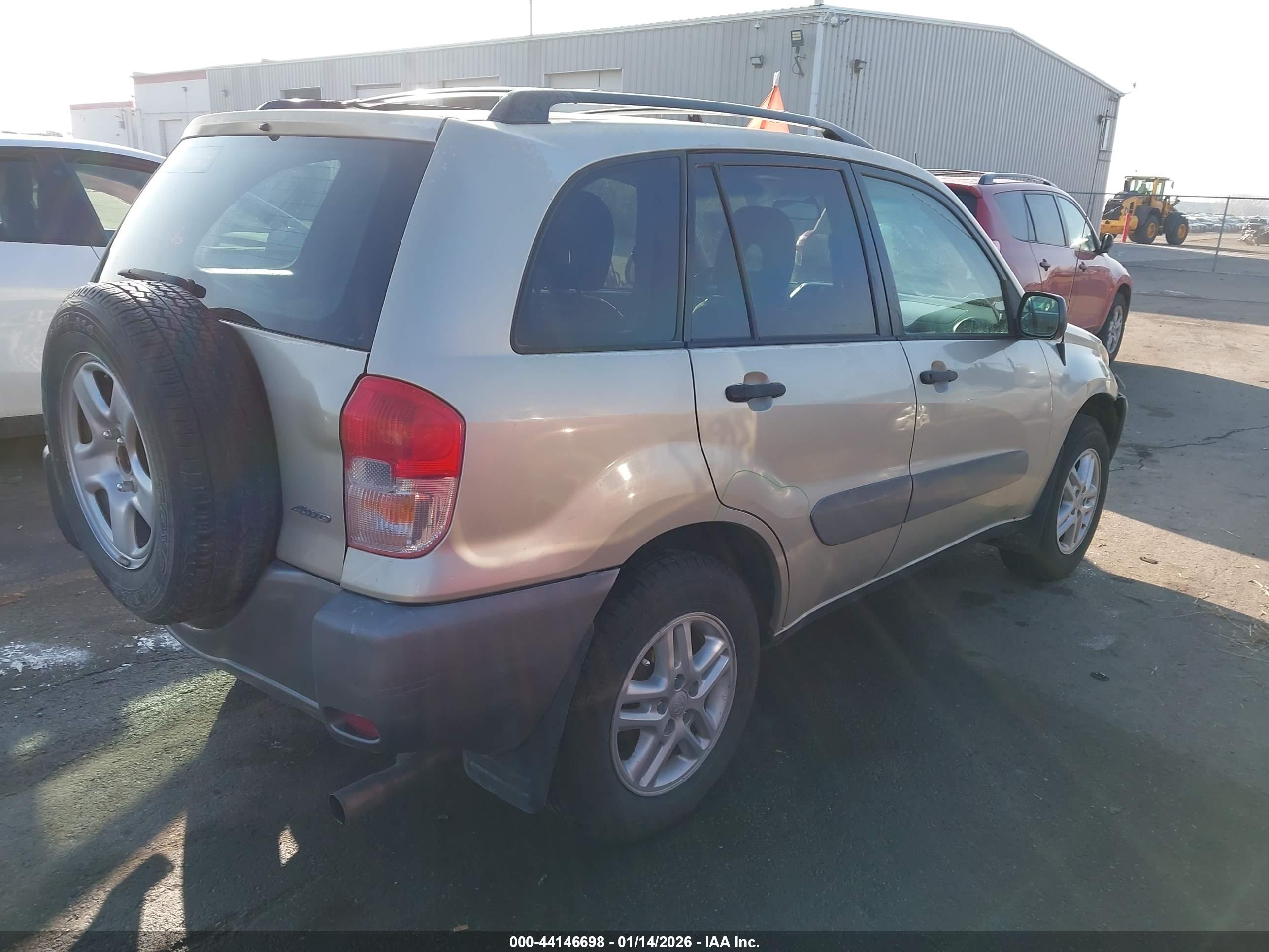 TOYOTA RAV4 image 4