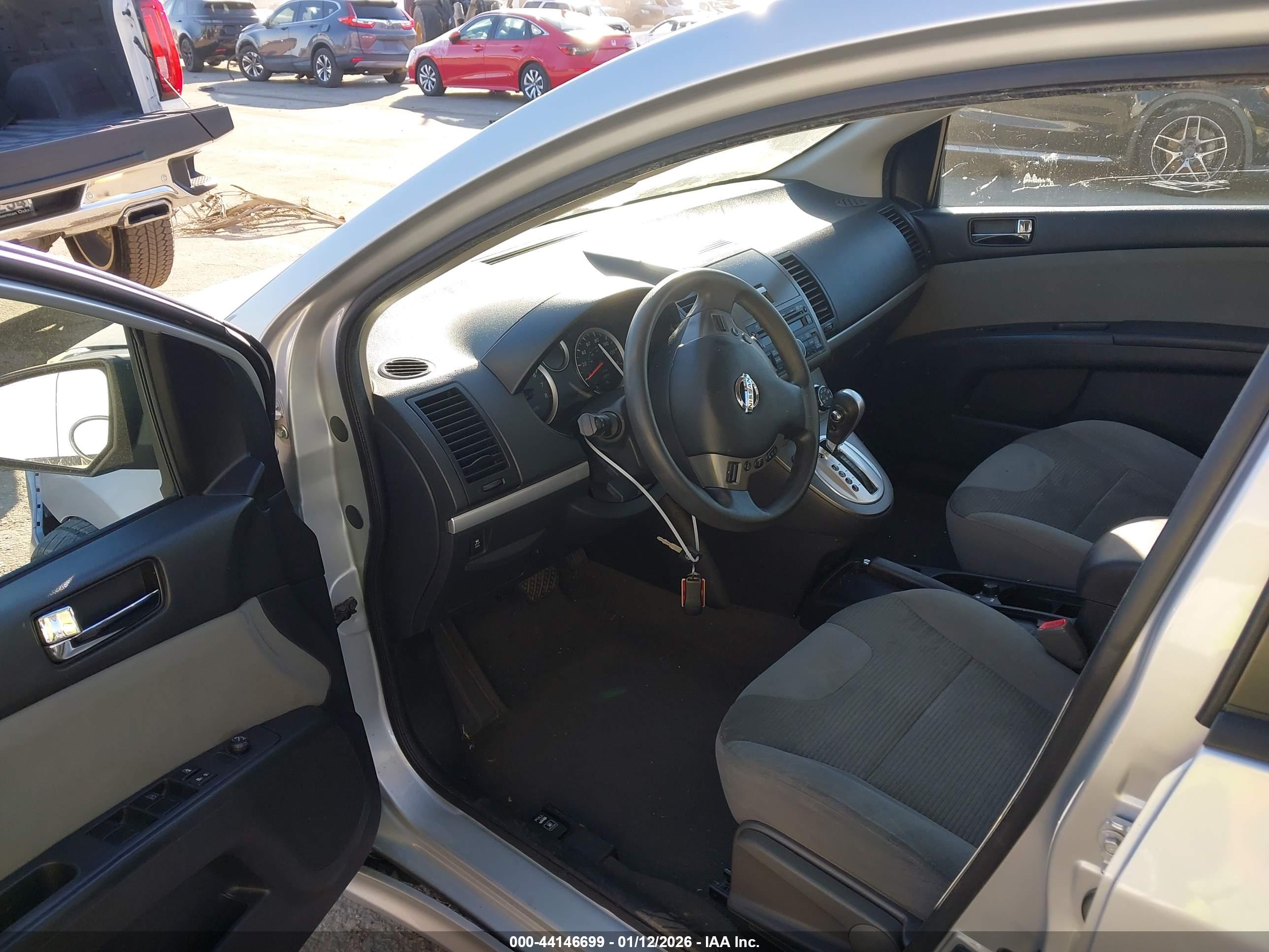 NISSAN SENTRA image 5