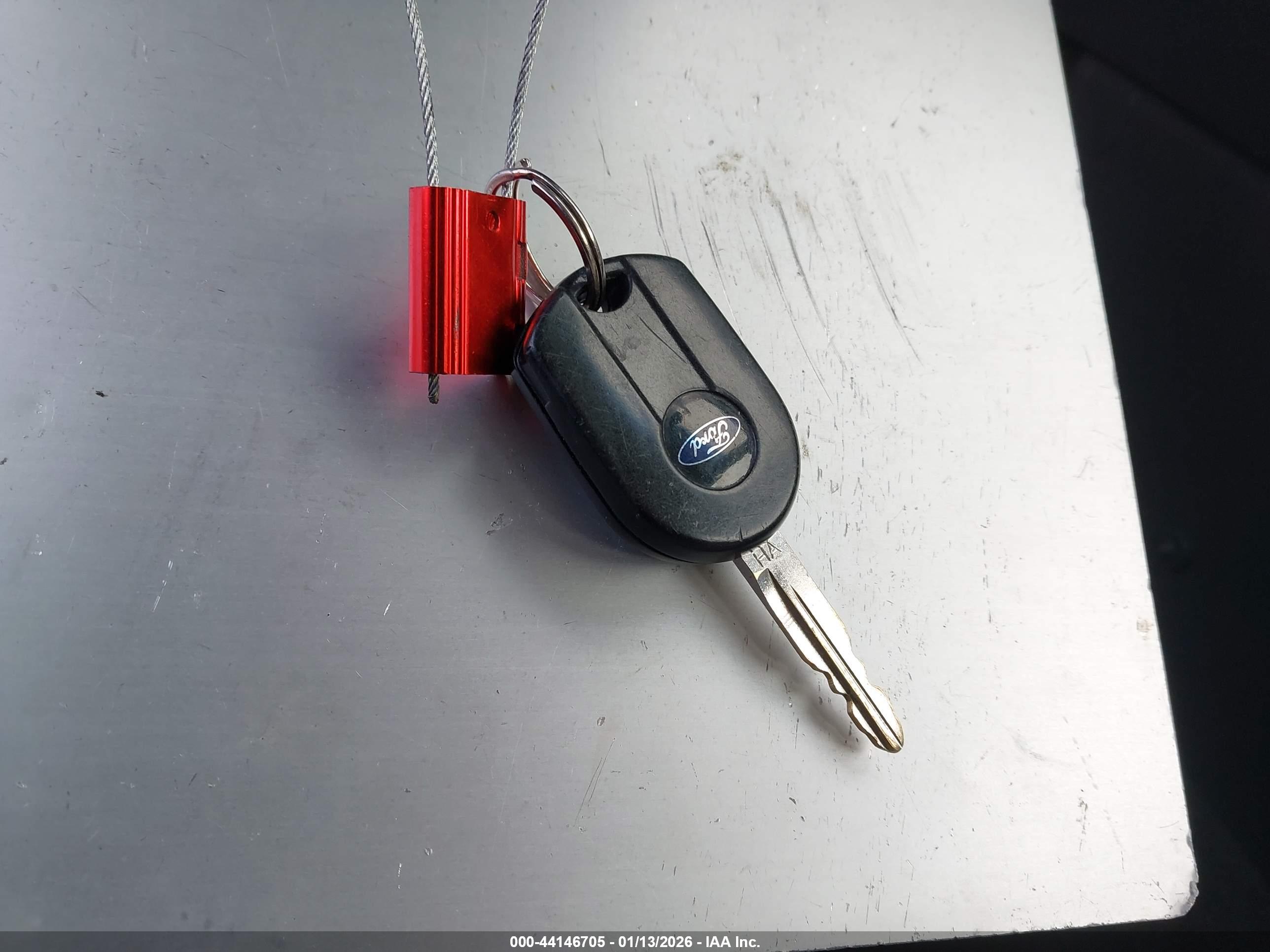 FORD FUSION image 11