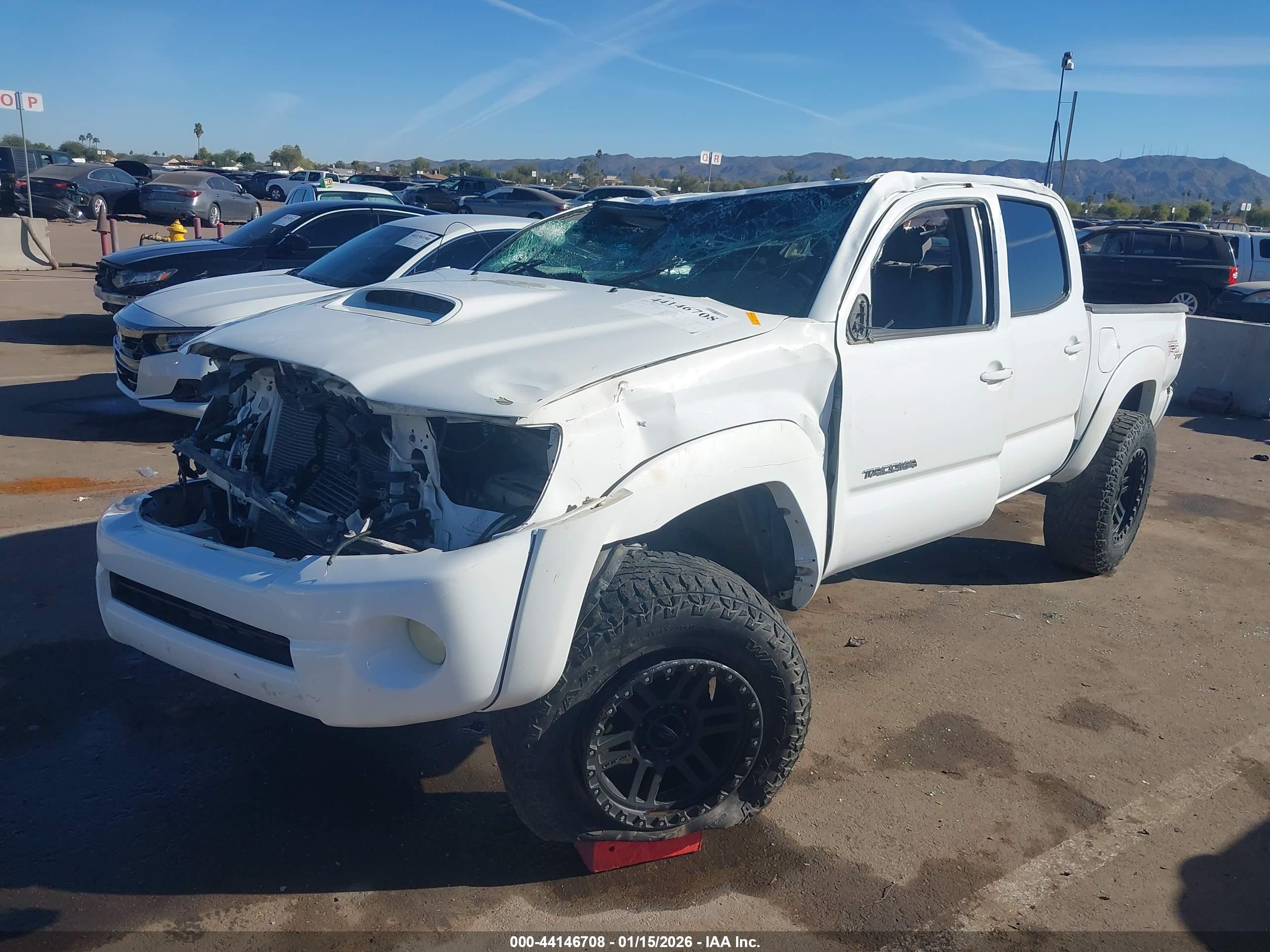 TOYOTA TACOMA image 2
