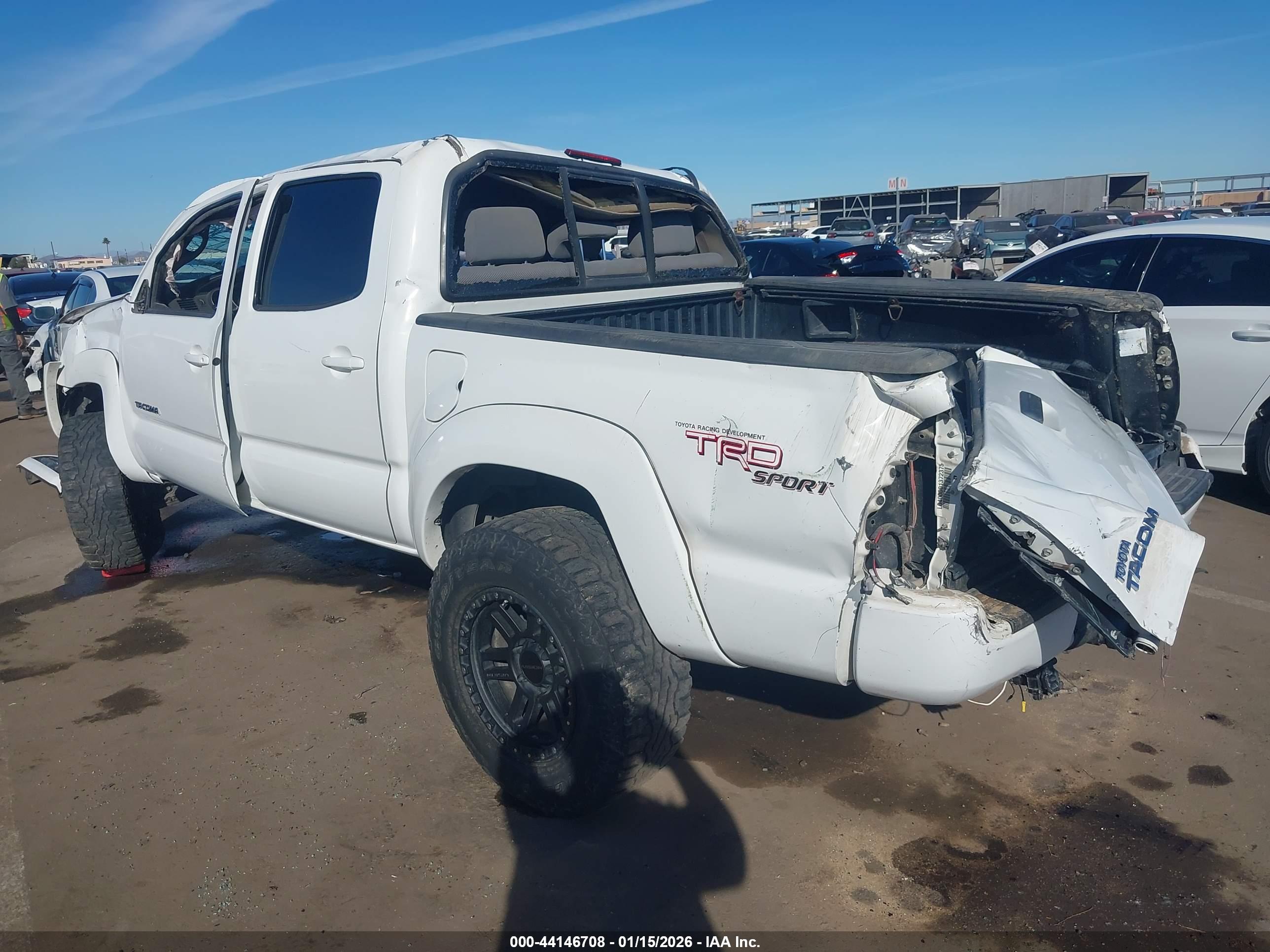 TOYOTA TACOMA image 3
