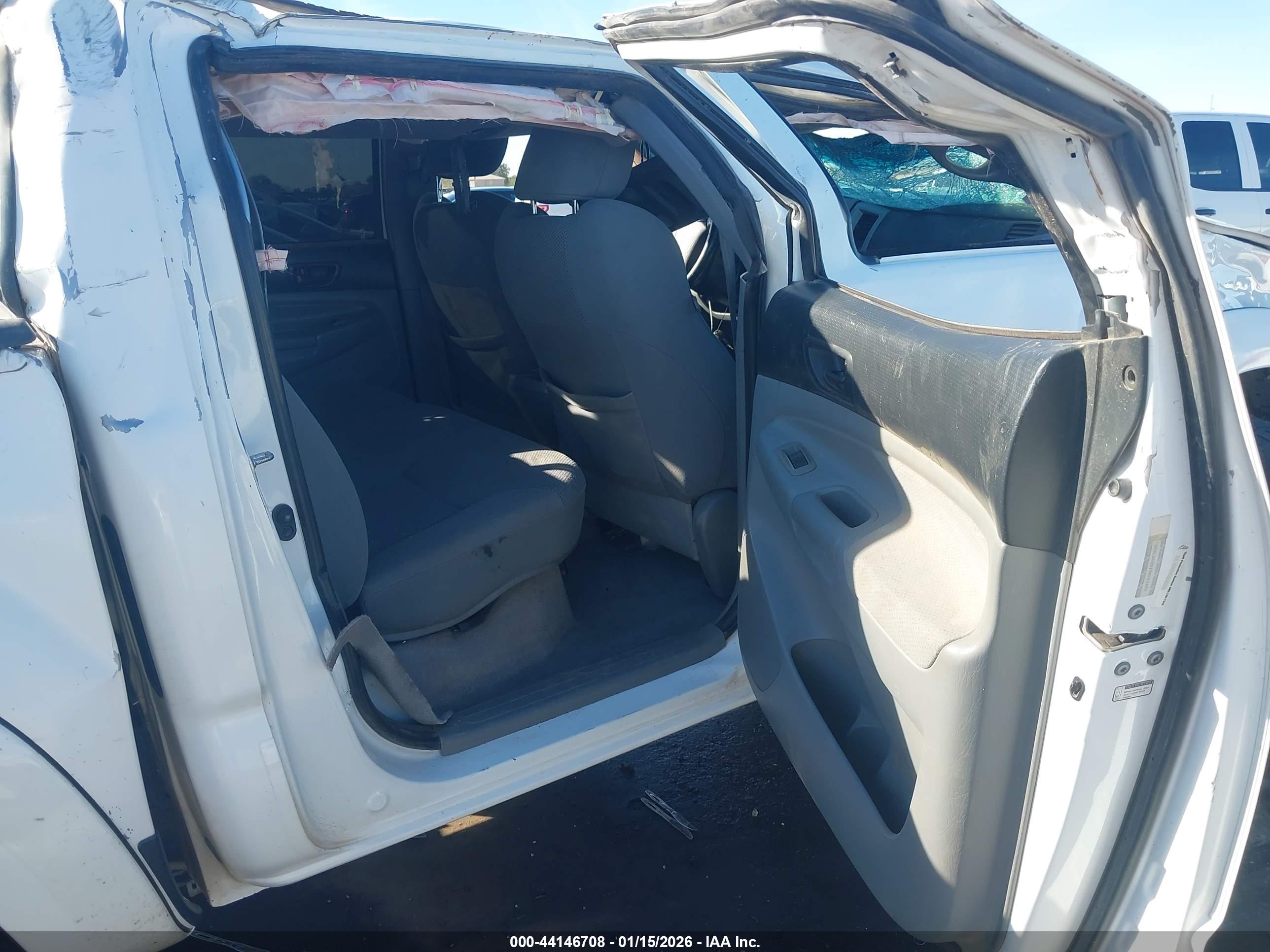 TOYOTA TACOMA image 8