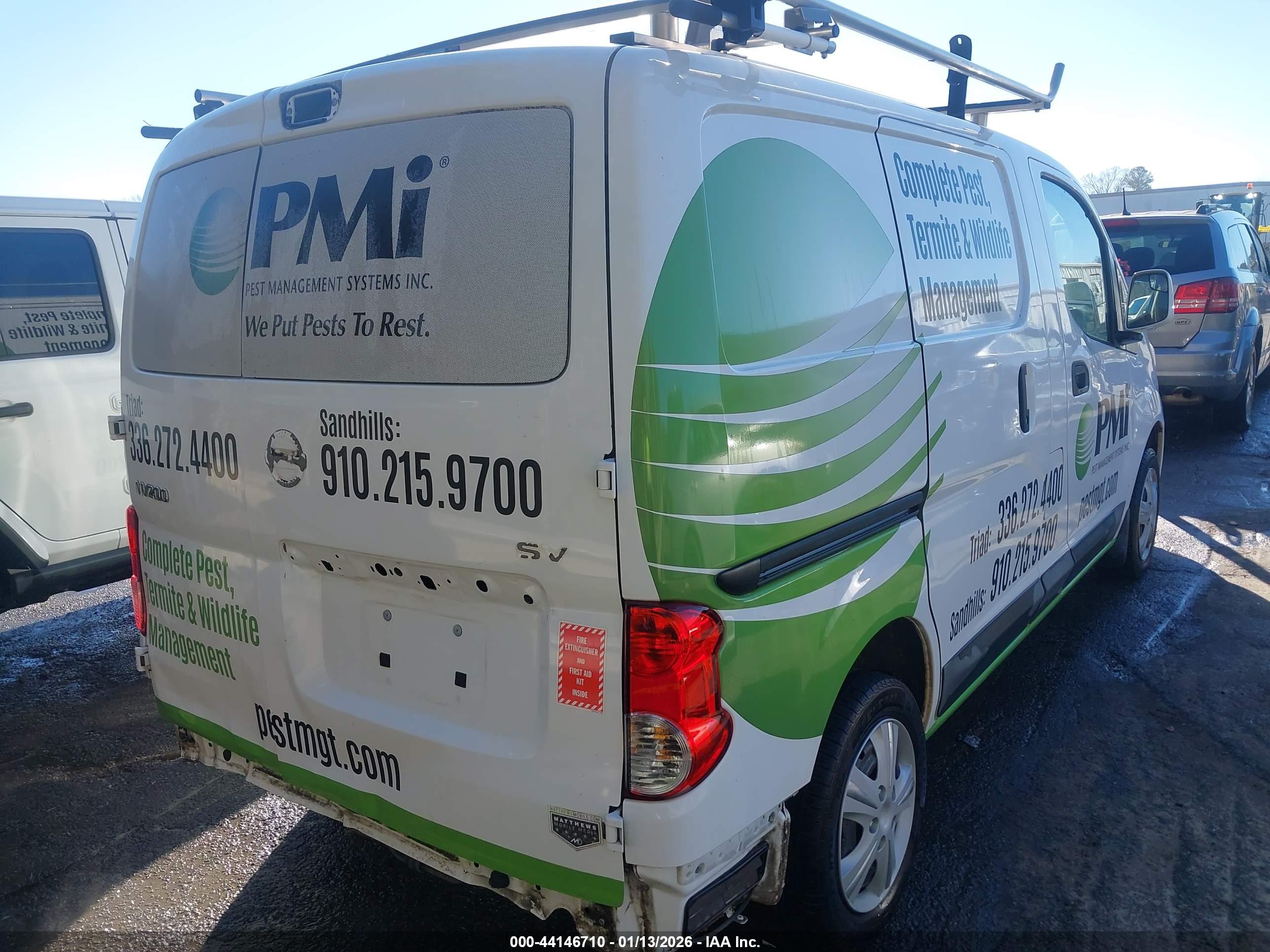 NISSAN NV200 image 4