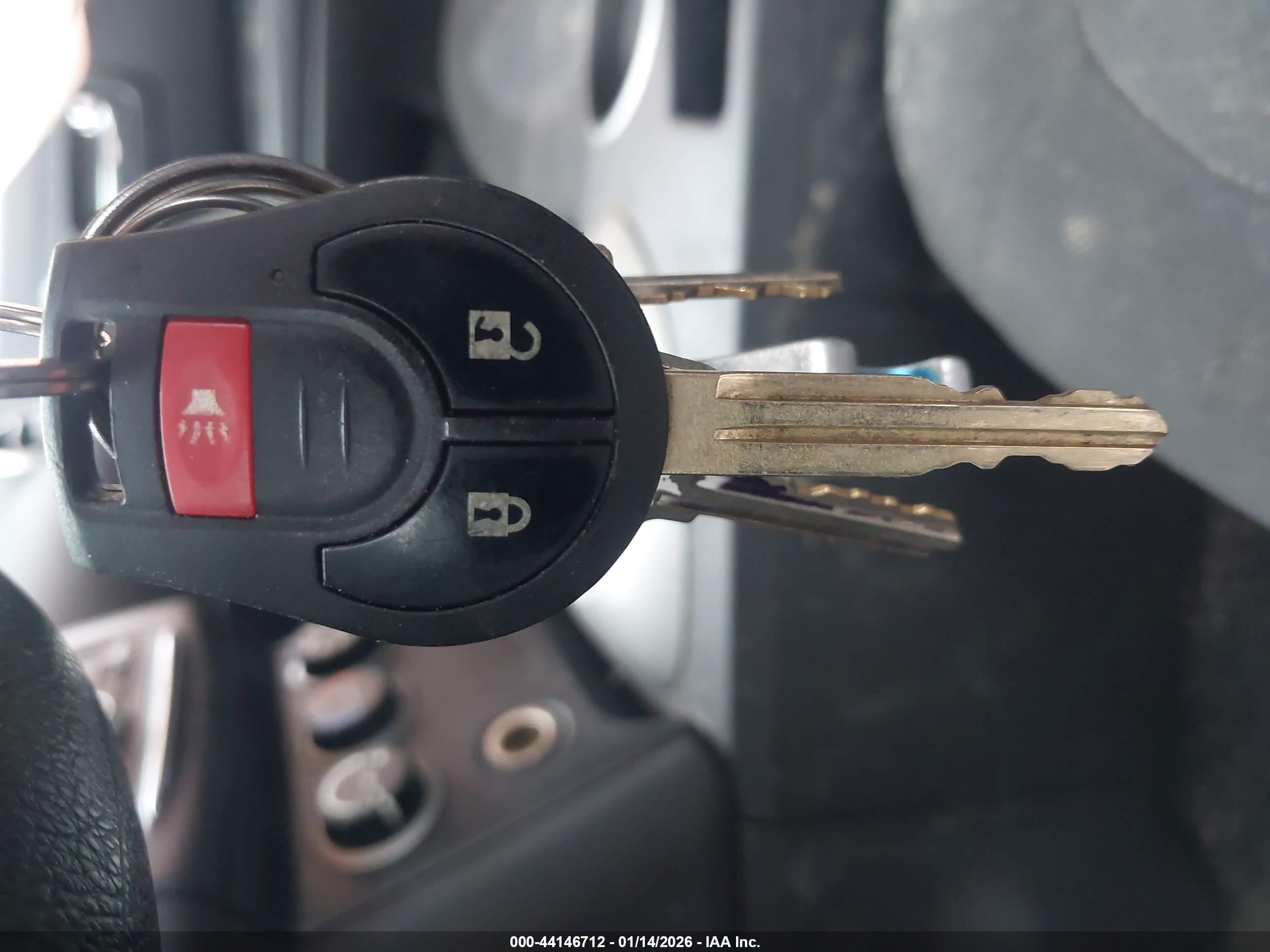 NISSAN ROGUE image 11