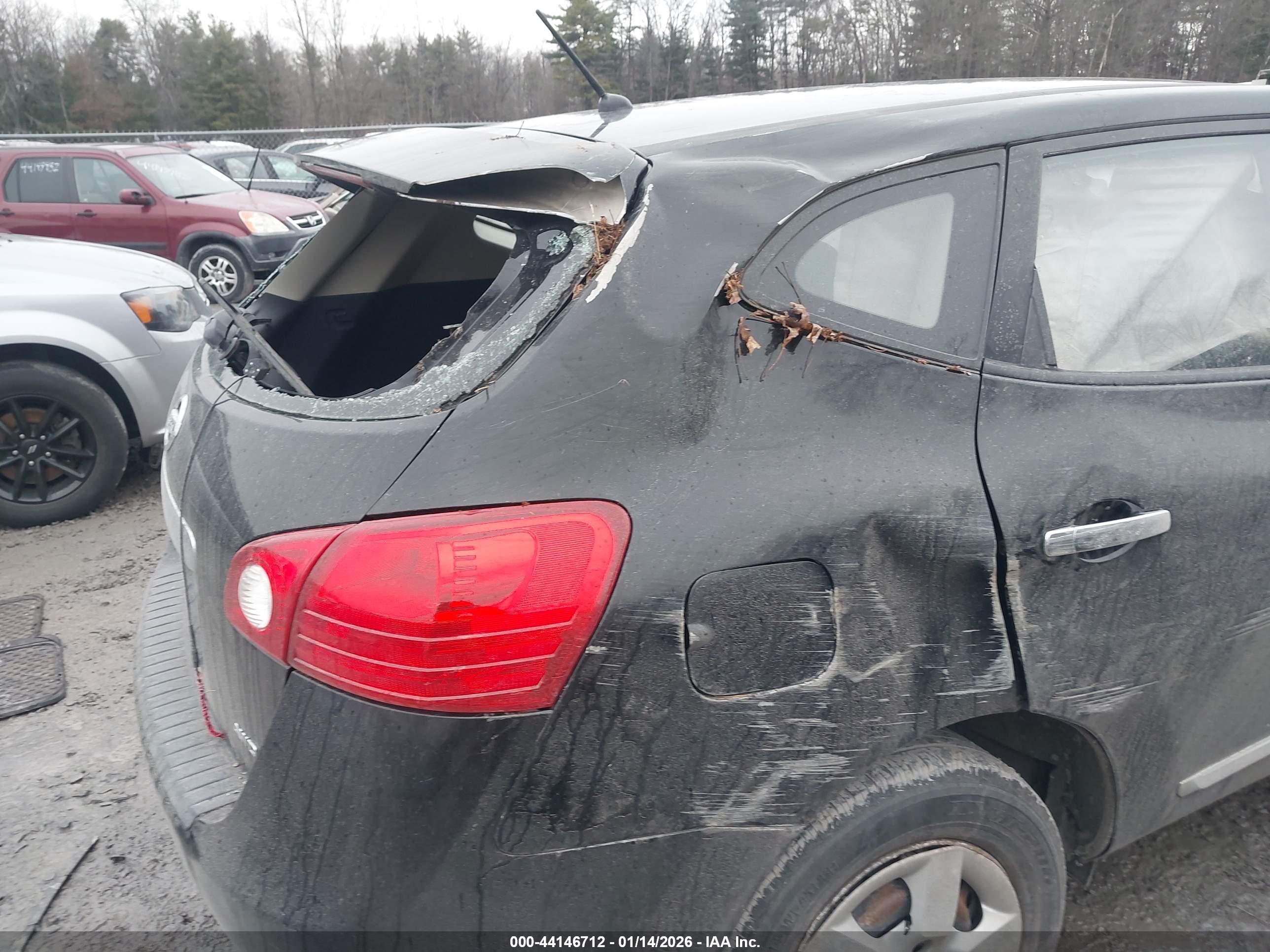 NISSAN ROGUE image 6