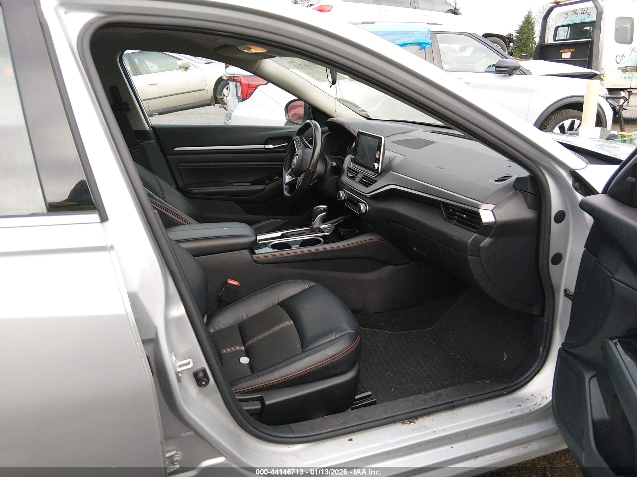 NISSAN ALTIMA image 5