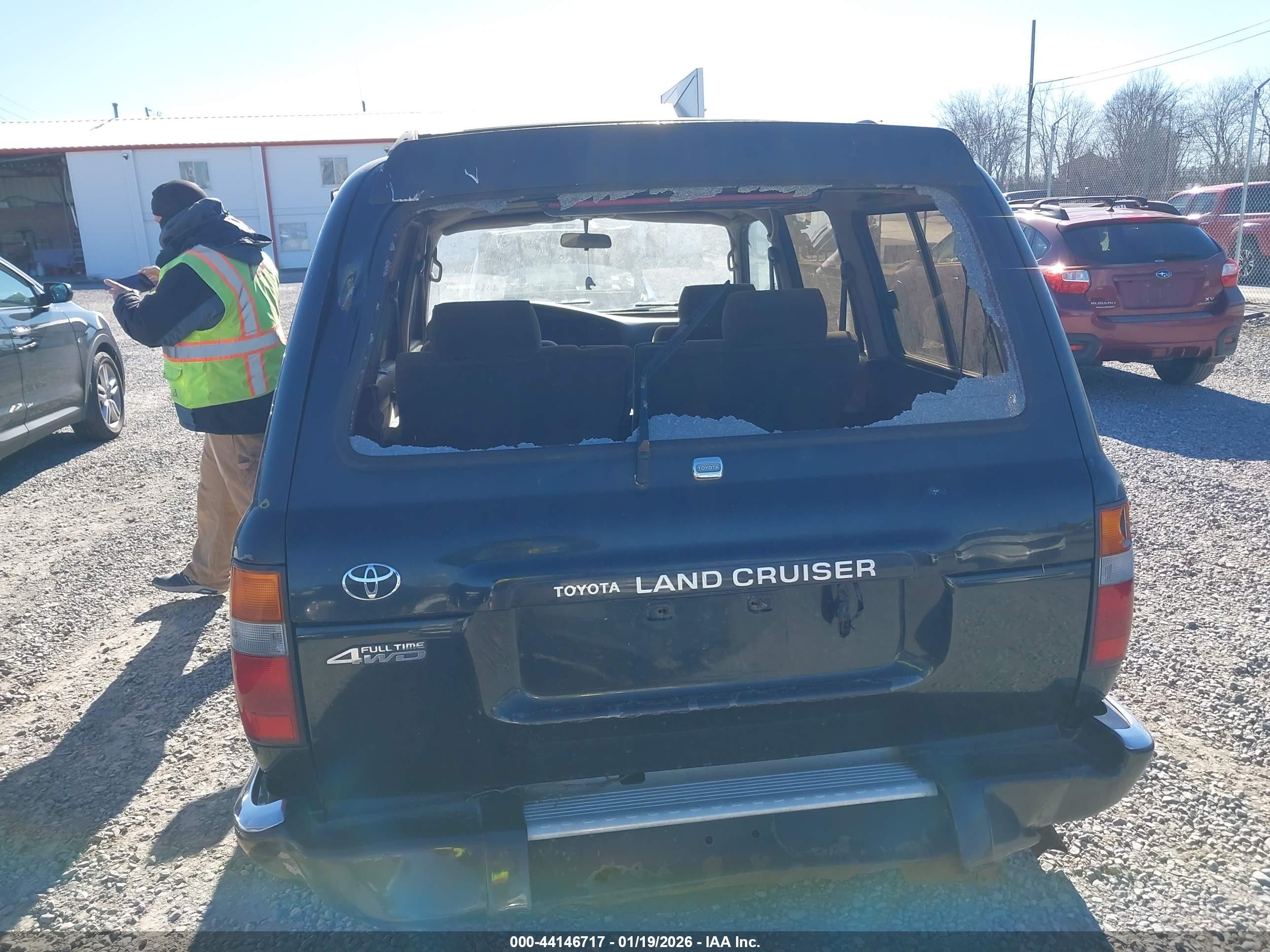 TOYOTA LAND image 6